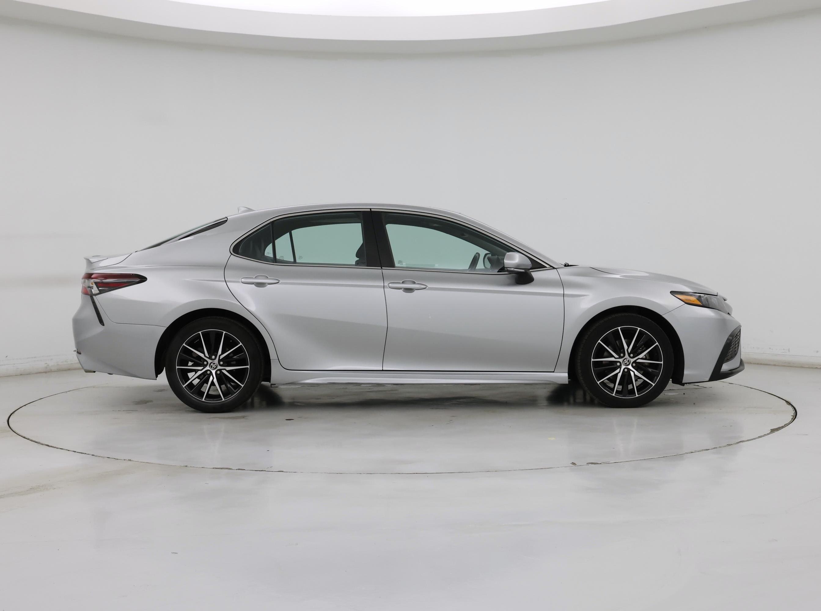 Thumbnail: 2023 Toyota Camry - 7