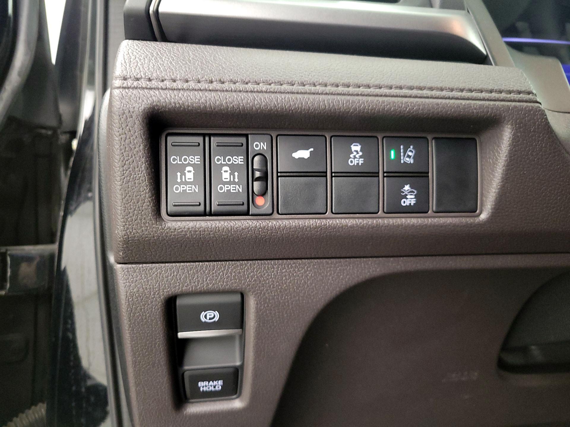 Thumbnail: 2020 Honda Odyssey - 13