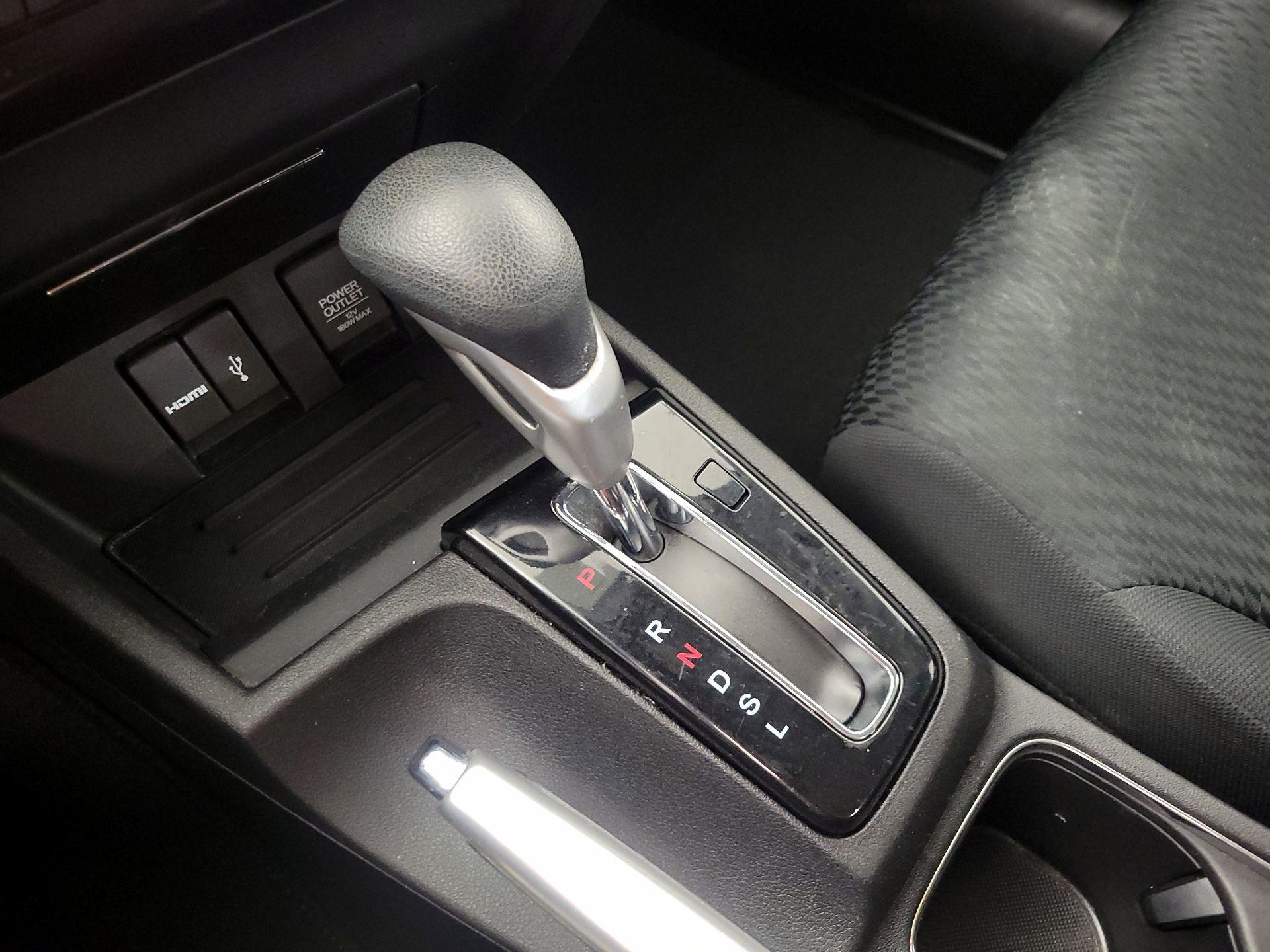 Thumbnail: 2015 Honda Civic - 16