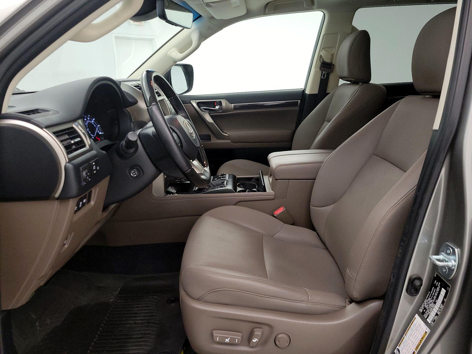 Thumbnail: 2020 Lexus GX - 11