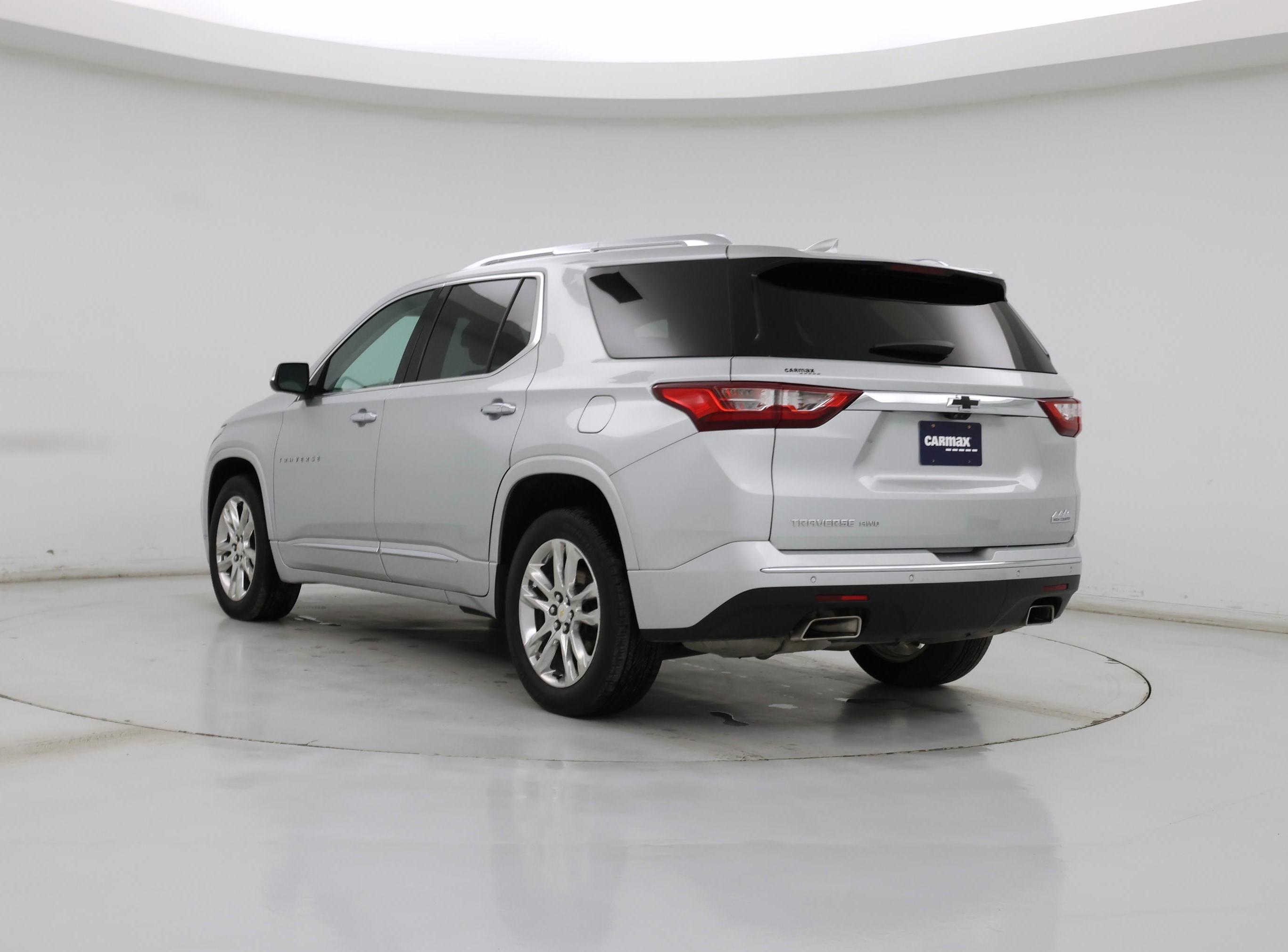 Thumbnail: 2021 Chevrolet Traverse - 2