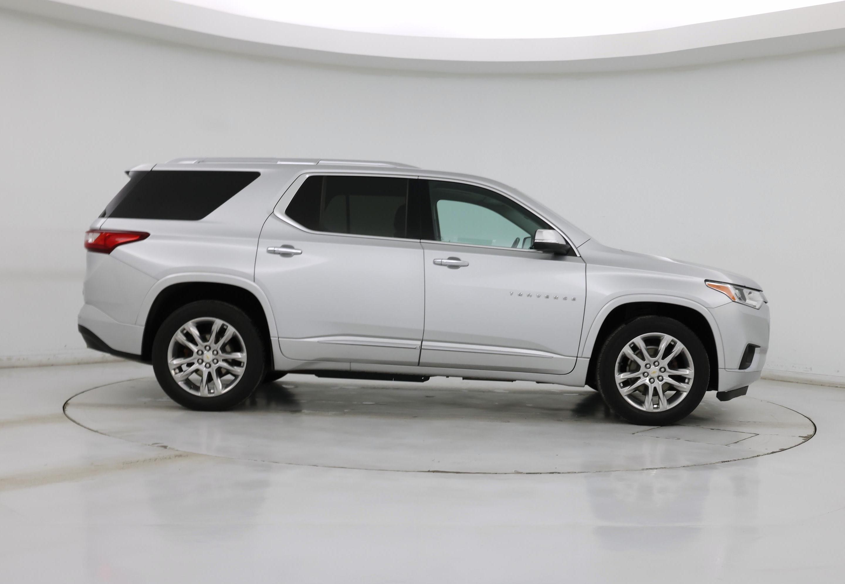 Thumbnail: 2021 Chevrolet Traverse - 7