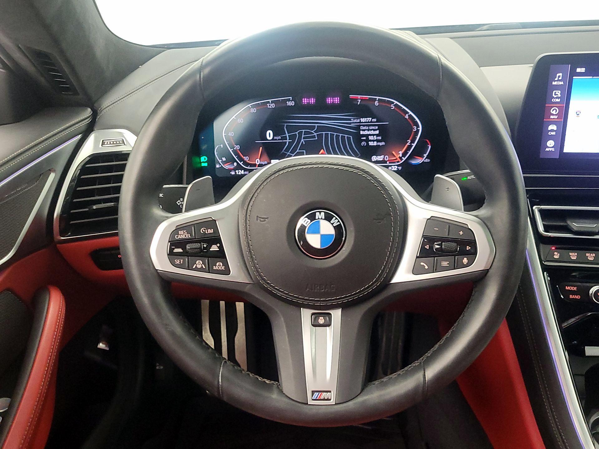 Thumbnail: 2024 BMW 8 Series - 10