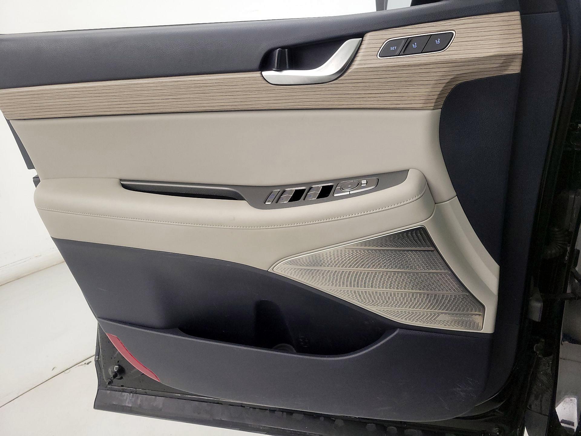 Thumbnail: 2021 Hyundai Palisade - 12