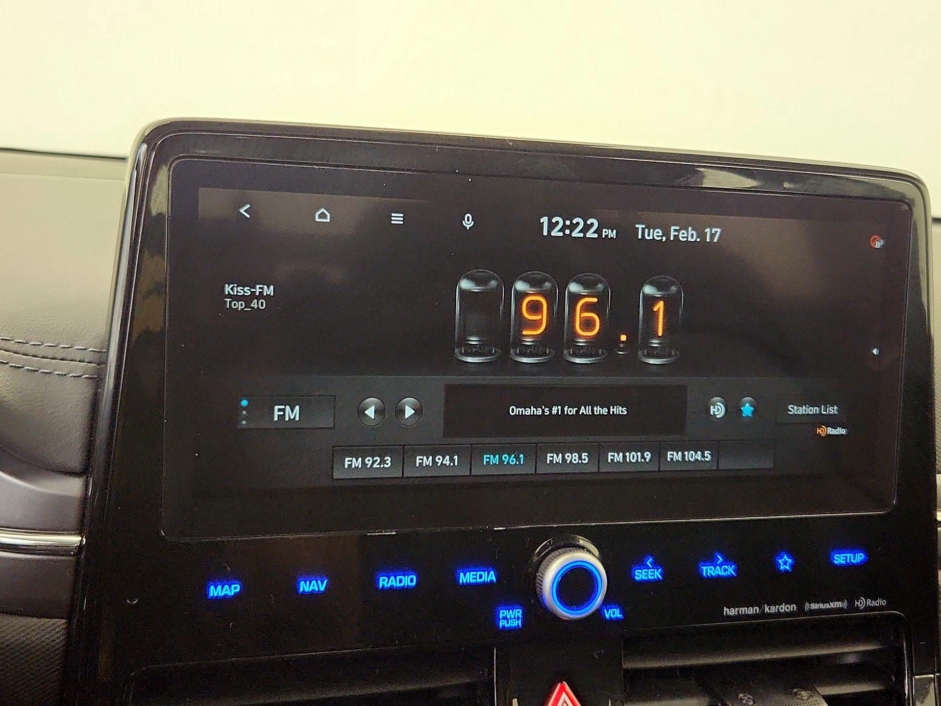 Thumbnail: 2022 Hyundai Ioniq - 16