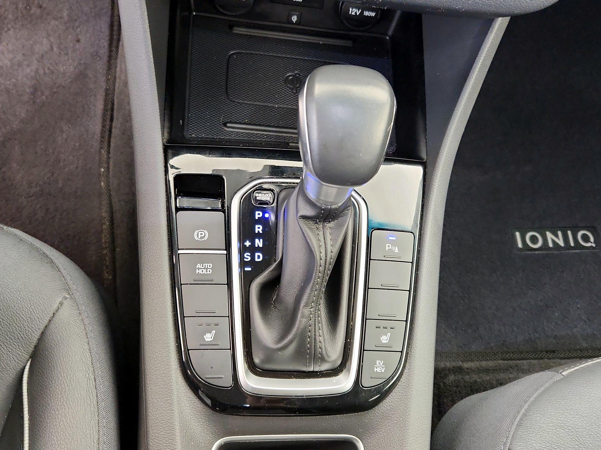 Thumbnail: 2022 Hyundai Ioniq - 18