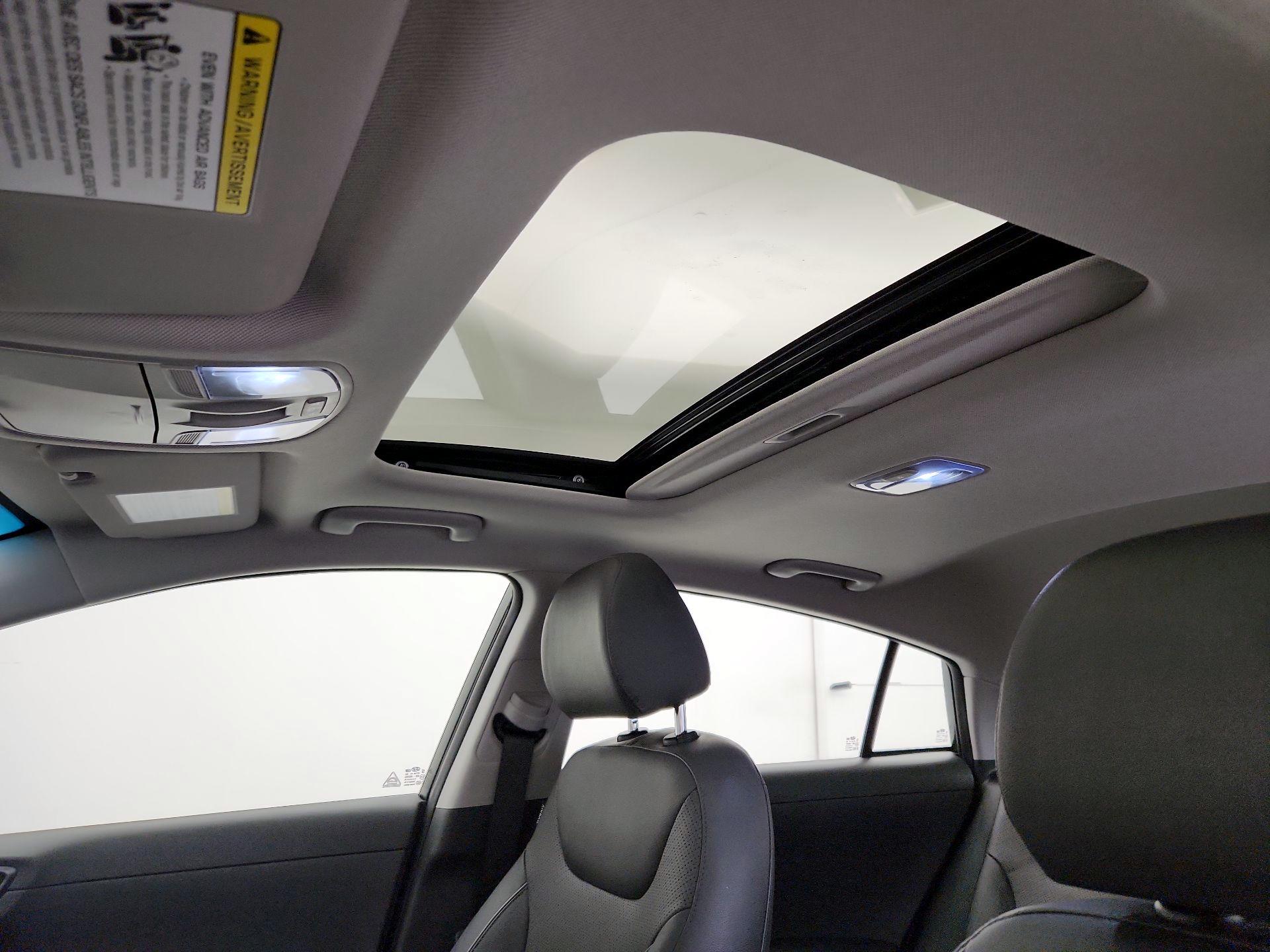 Thumbnail: 2022 Hyundai Ioniq - 20