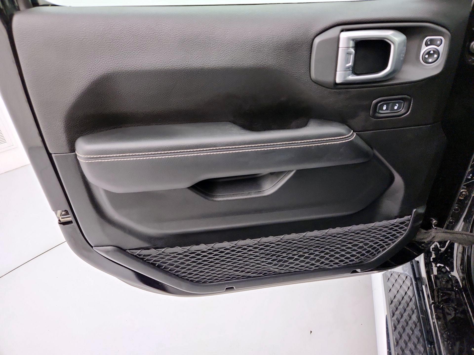 Thumbnail: 2020 Jeep Gladiator - 12