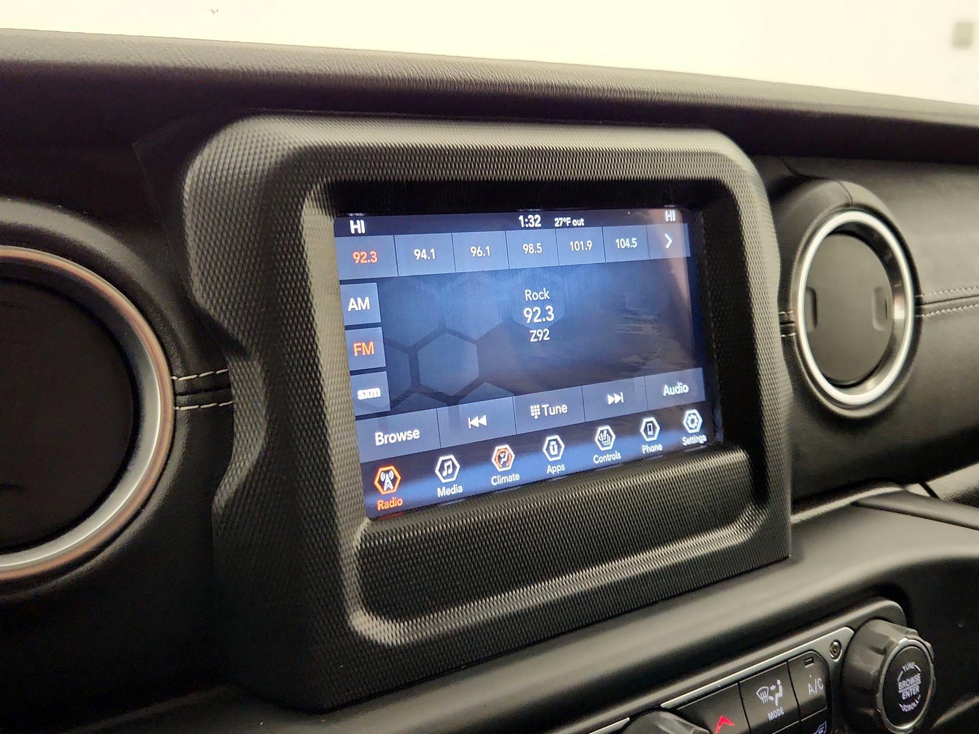 Thumbnail: 2020 Jeep Gladiator - 15