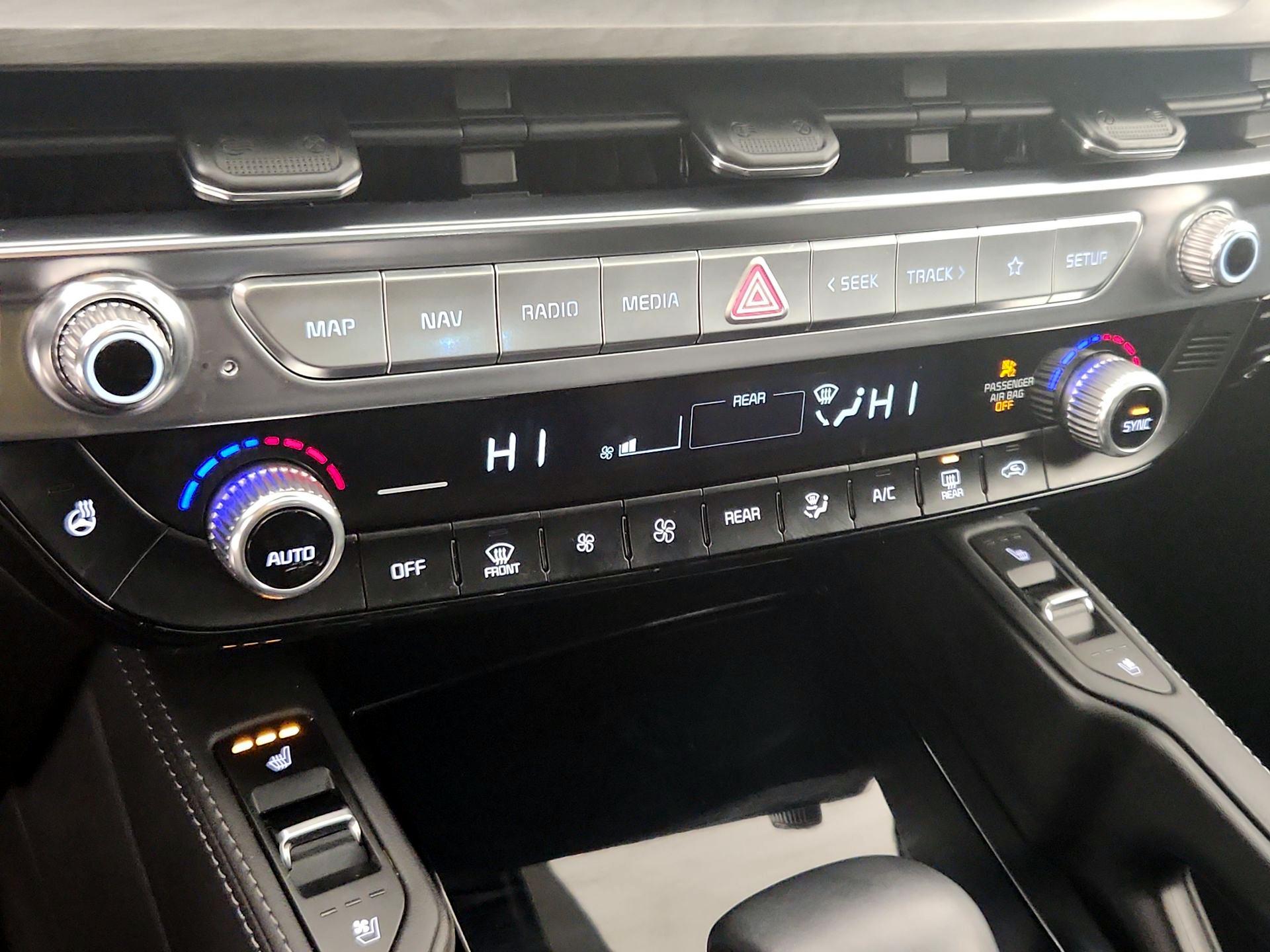 Thumbnail: 2024 Kia Telluride - 17