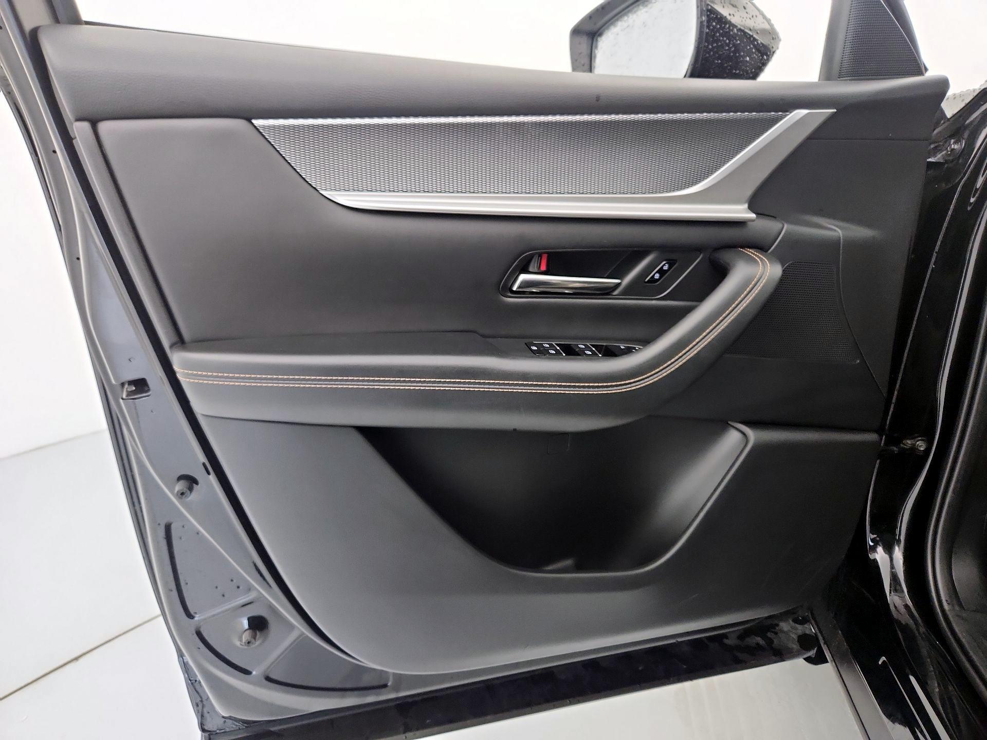 Thumbnail: 2025 Mazda CX-70 - 12