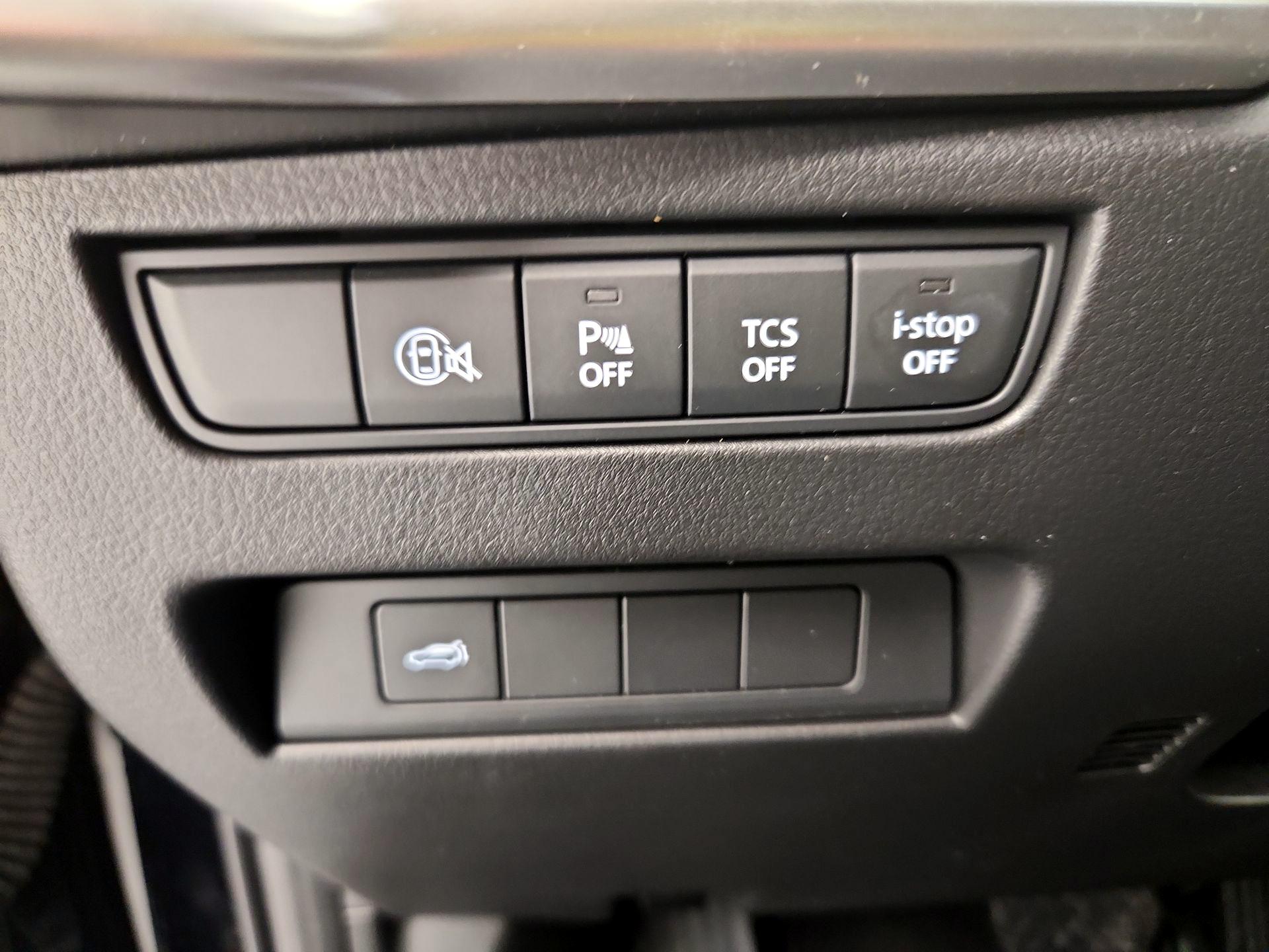 Thumbnail: 2025 Mazda CX-70 - 13