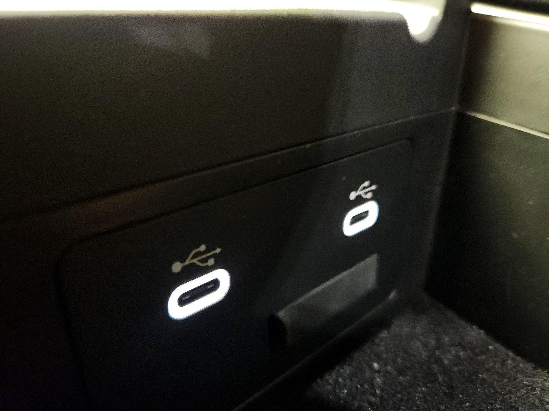 Thumbnail: 2025 Mazda CX-70 - 18