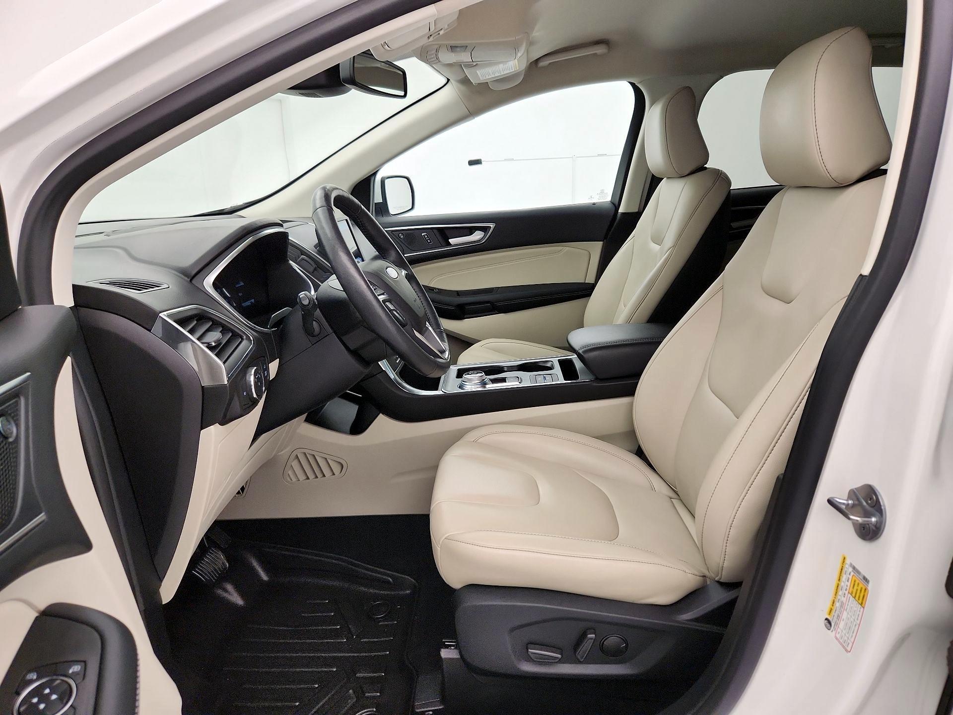 Thumbnail: 2021 Ford Edge - 11