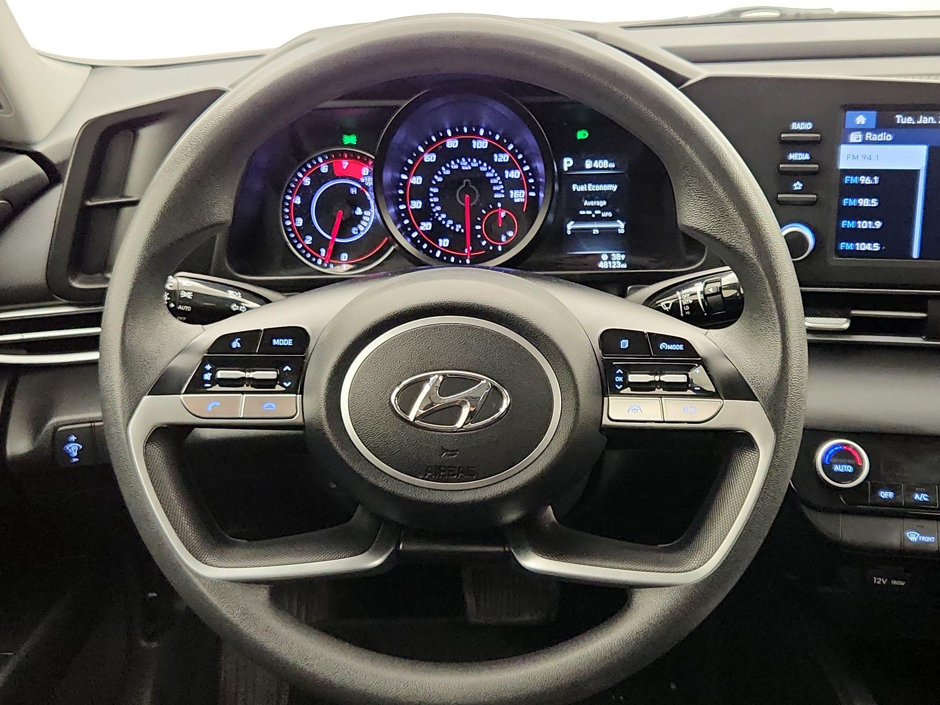 Thumbnail: 2023 Hyundai Elantra - 10