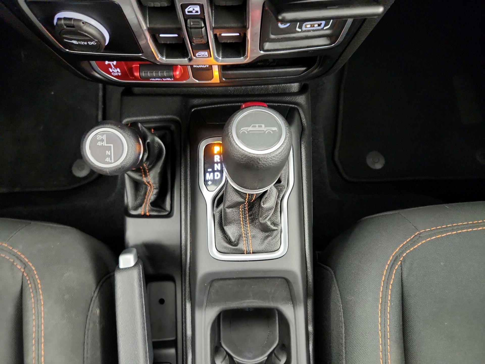 Thumbnail: 2021 Jeep Gladiator - 18