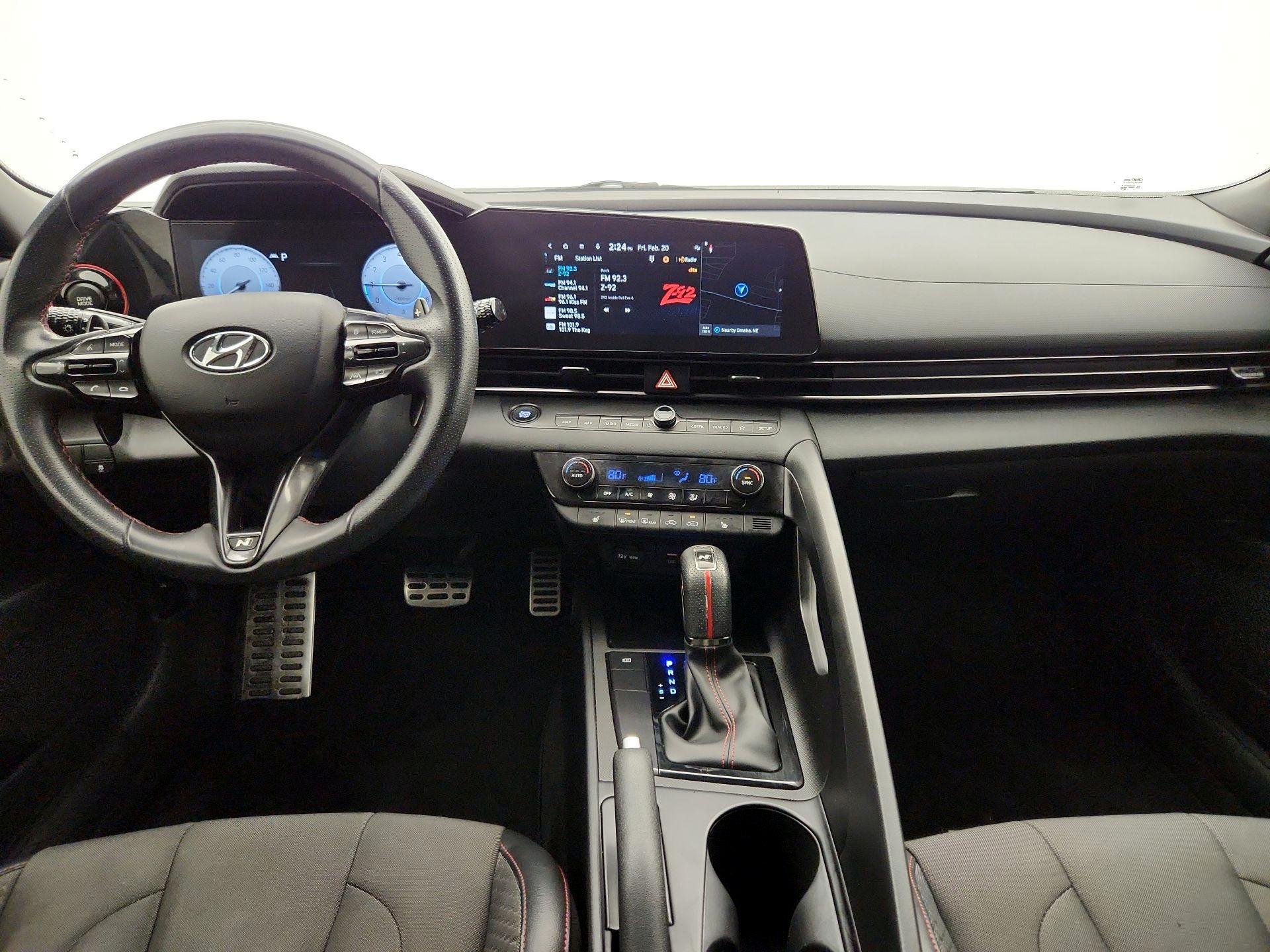 Thumbnail: 2023 Hyundai Elantra - 9