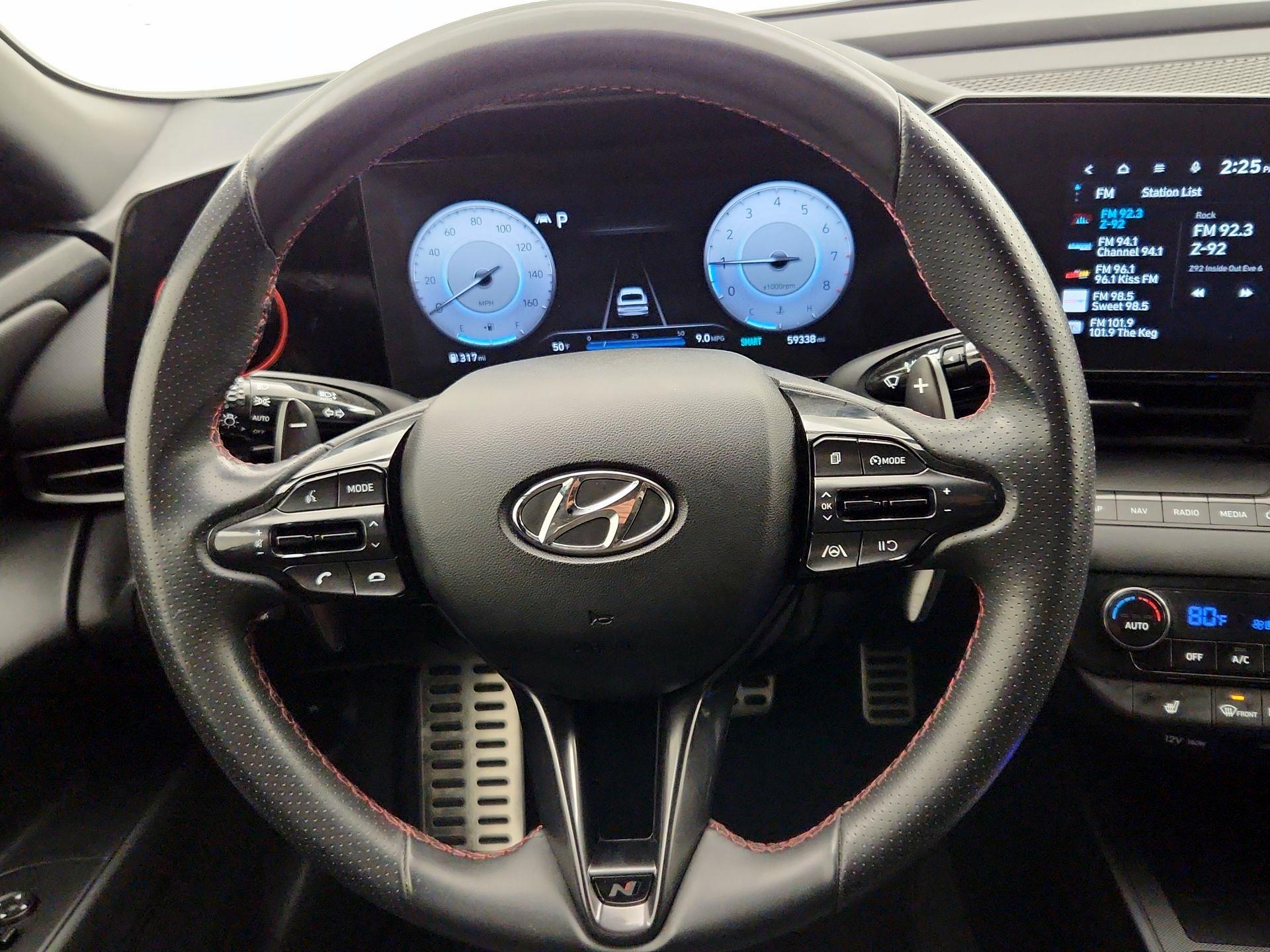 Thumbnail: 2023 Hyundai Elantra - 10