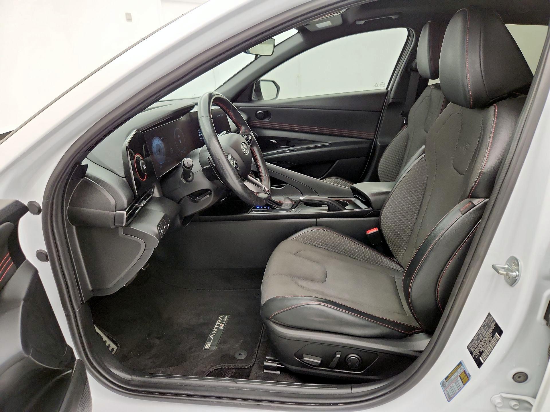 Thumbnail: 2023 Hyundai Elantra - 11