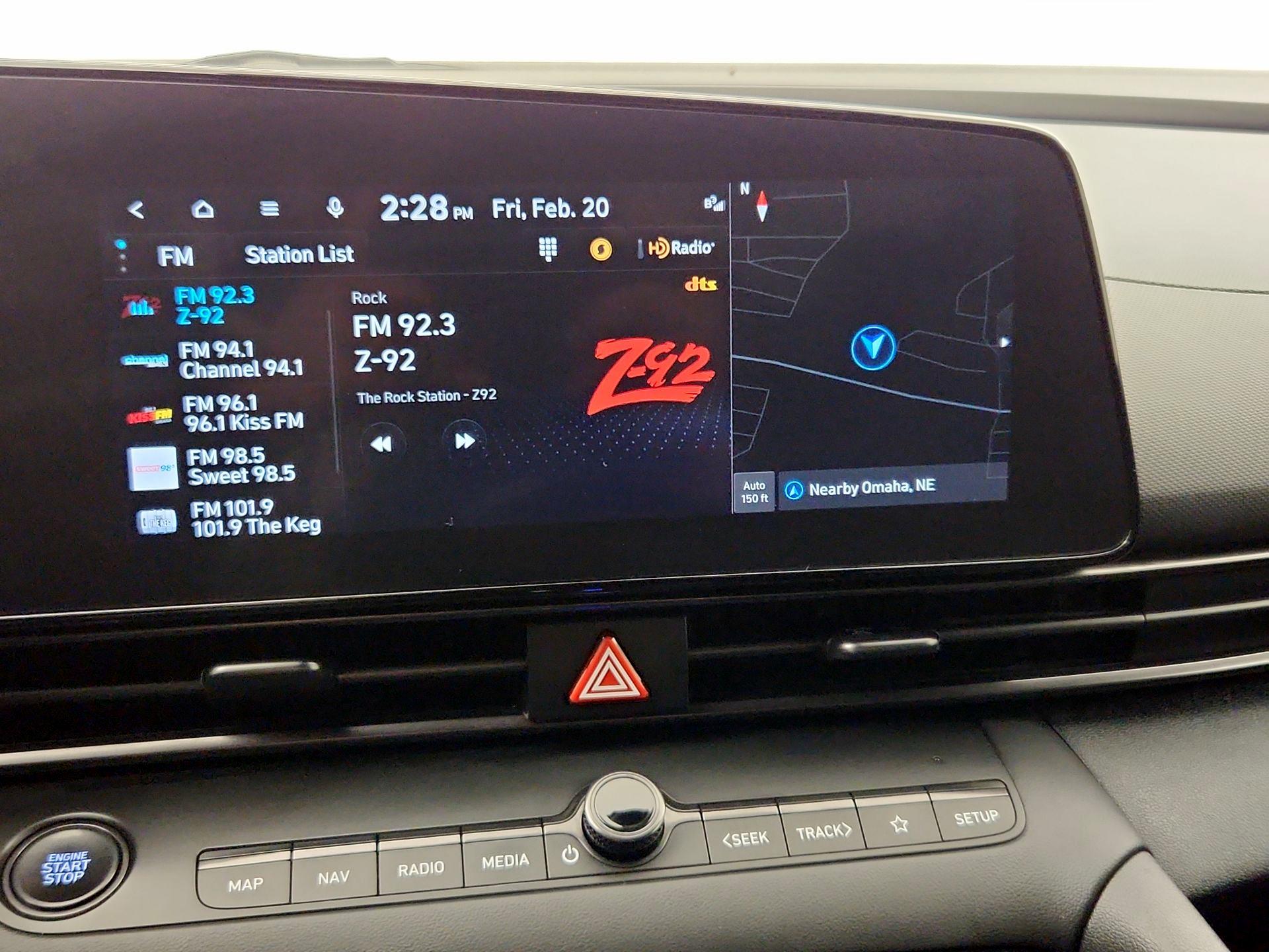 Thumbnail: 2023 Hyundai Elantra - 16