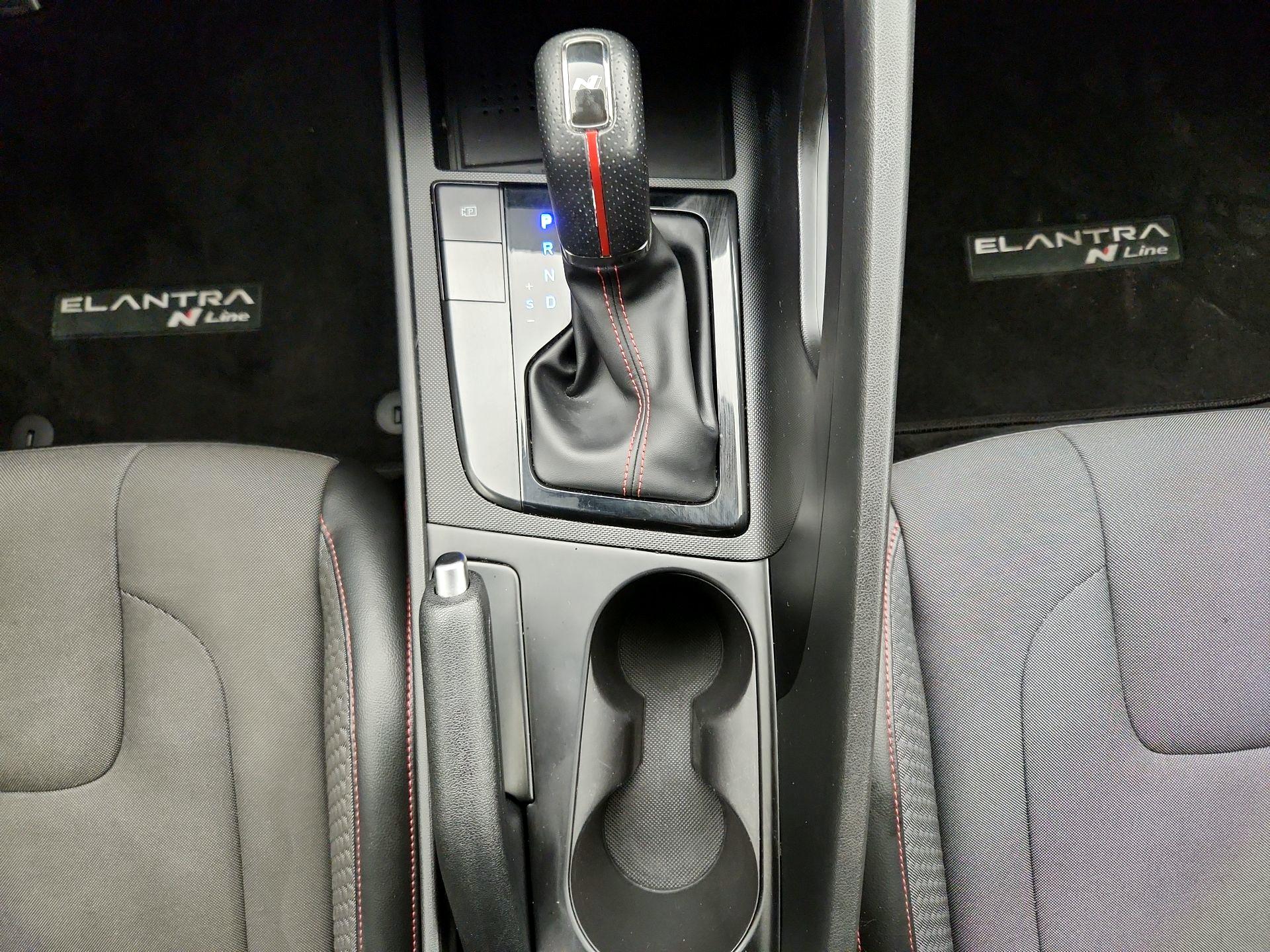 Thumbnail: 2023 Hyundai Elantra - 18