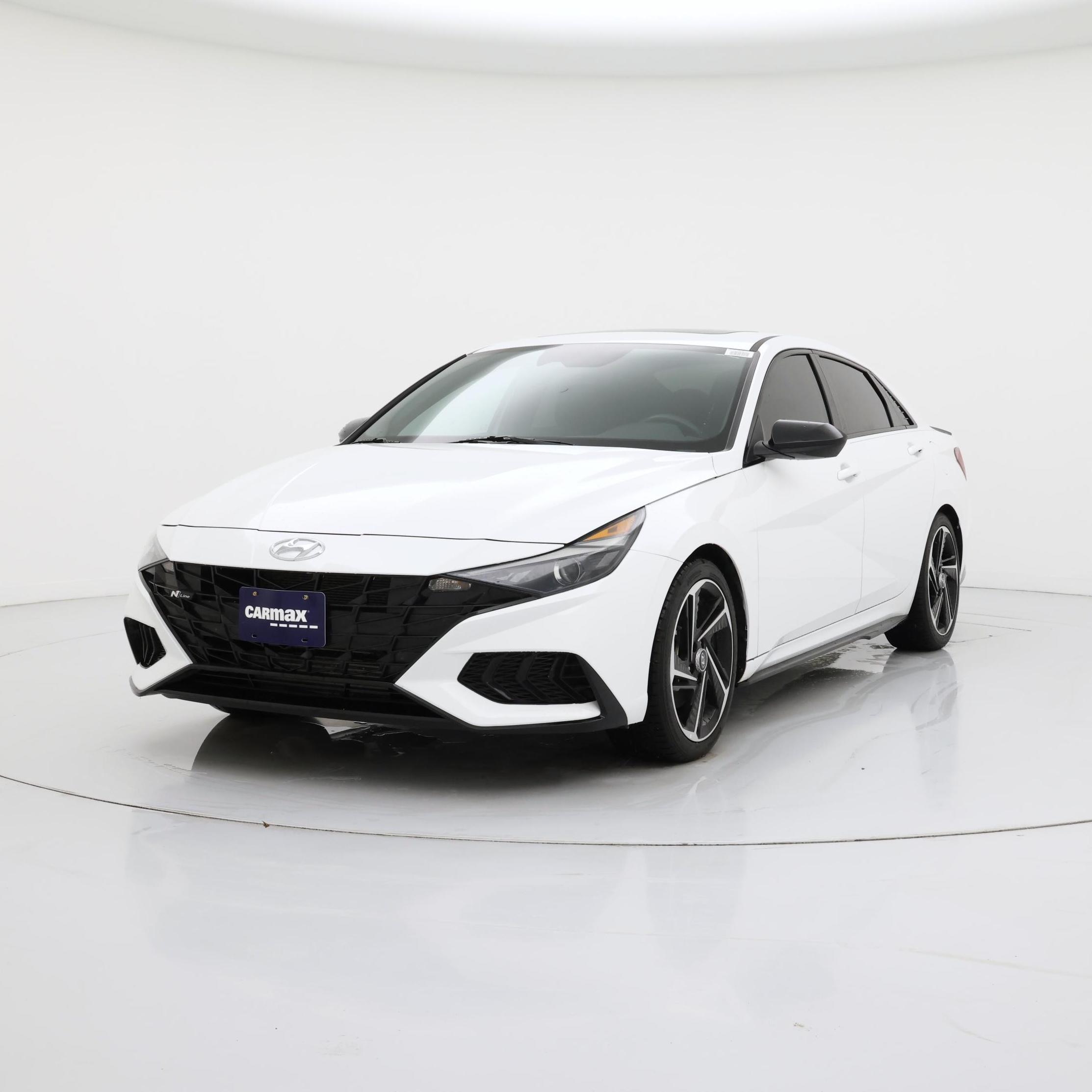 Thumbnail: 2023 Hyundai Elantra - 4