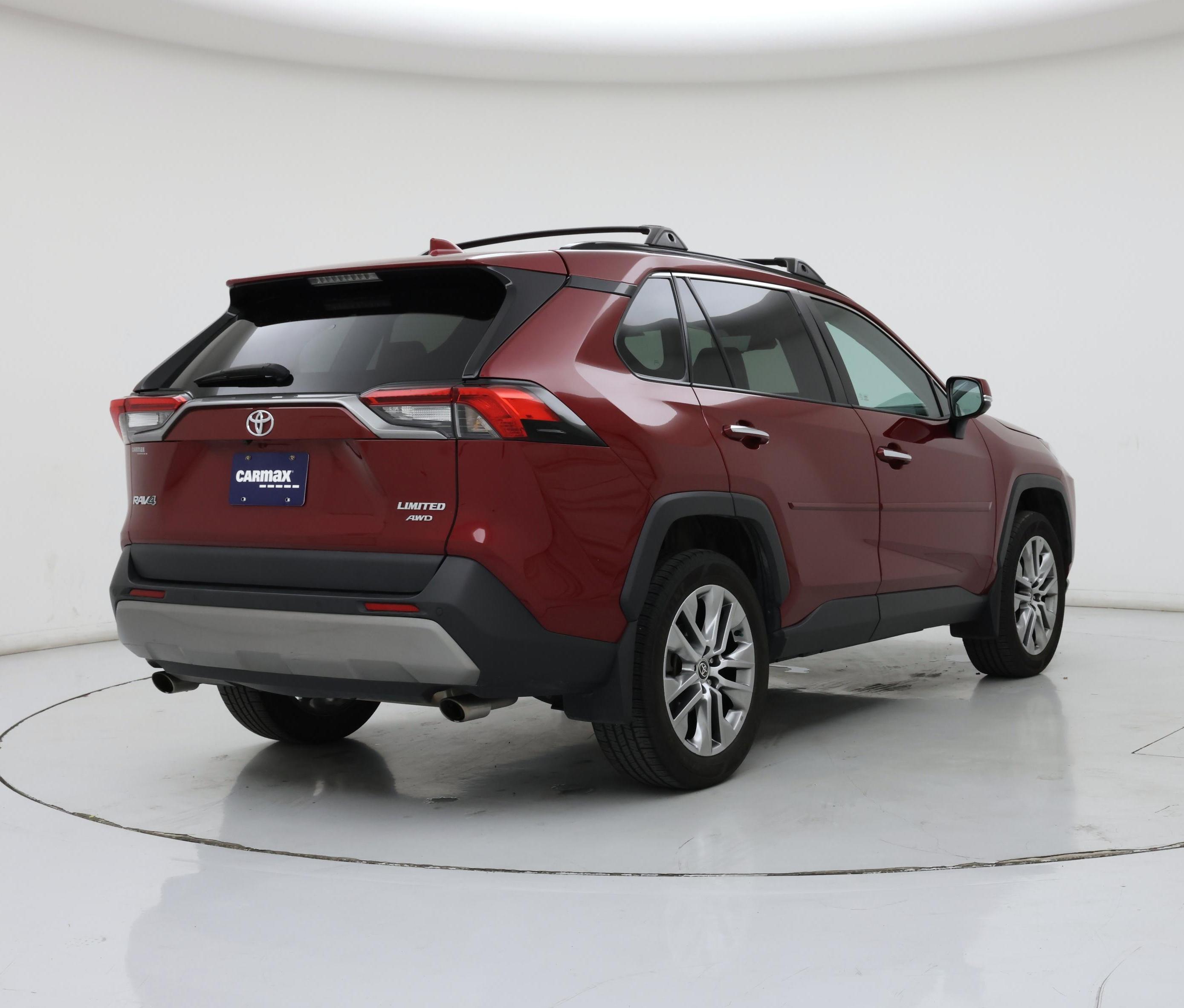 Thumbnail: 2022 Toyota RAV4 - 8