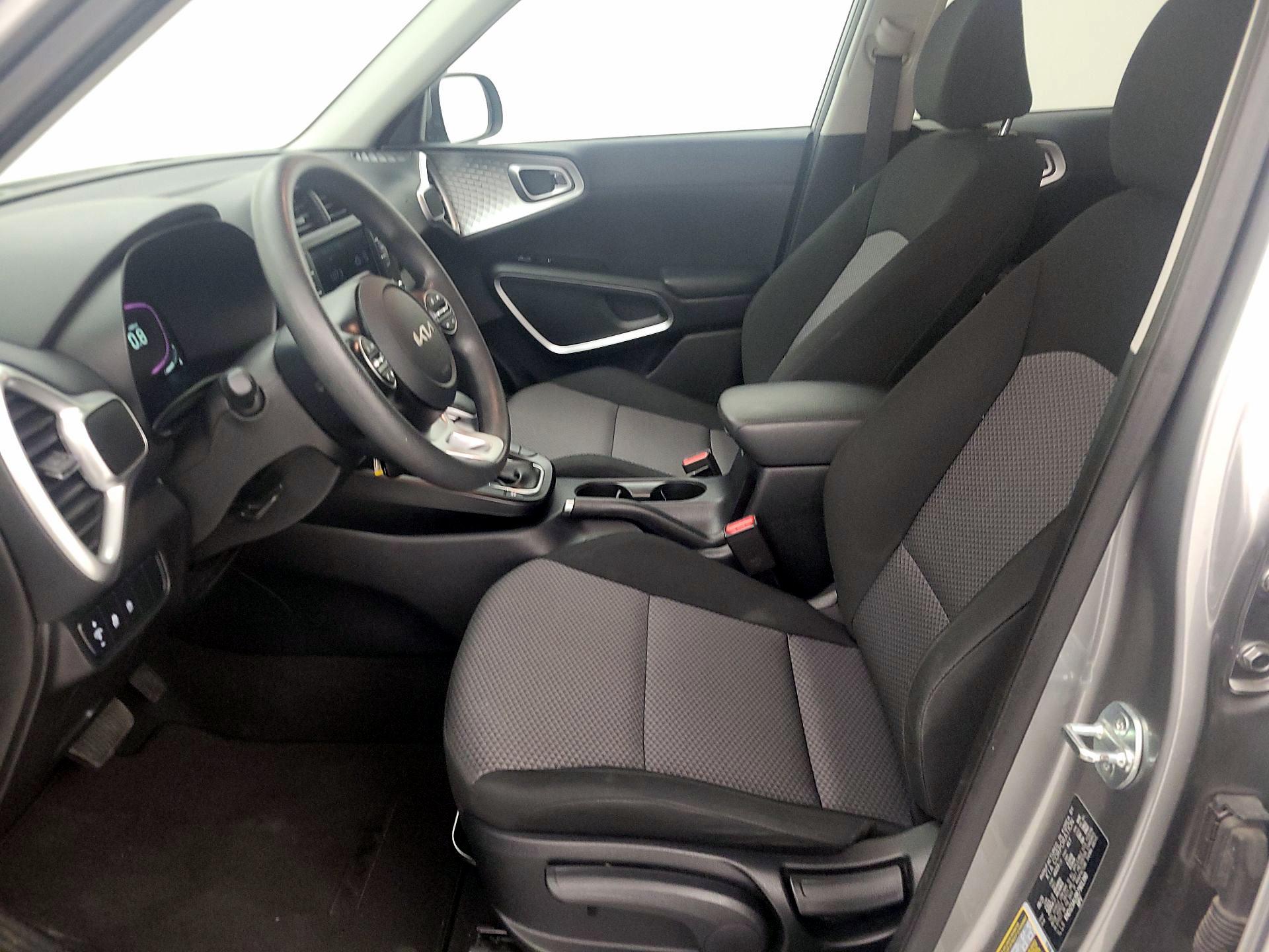 Thumbnail: 2024 Kia Soul - 11