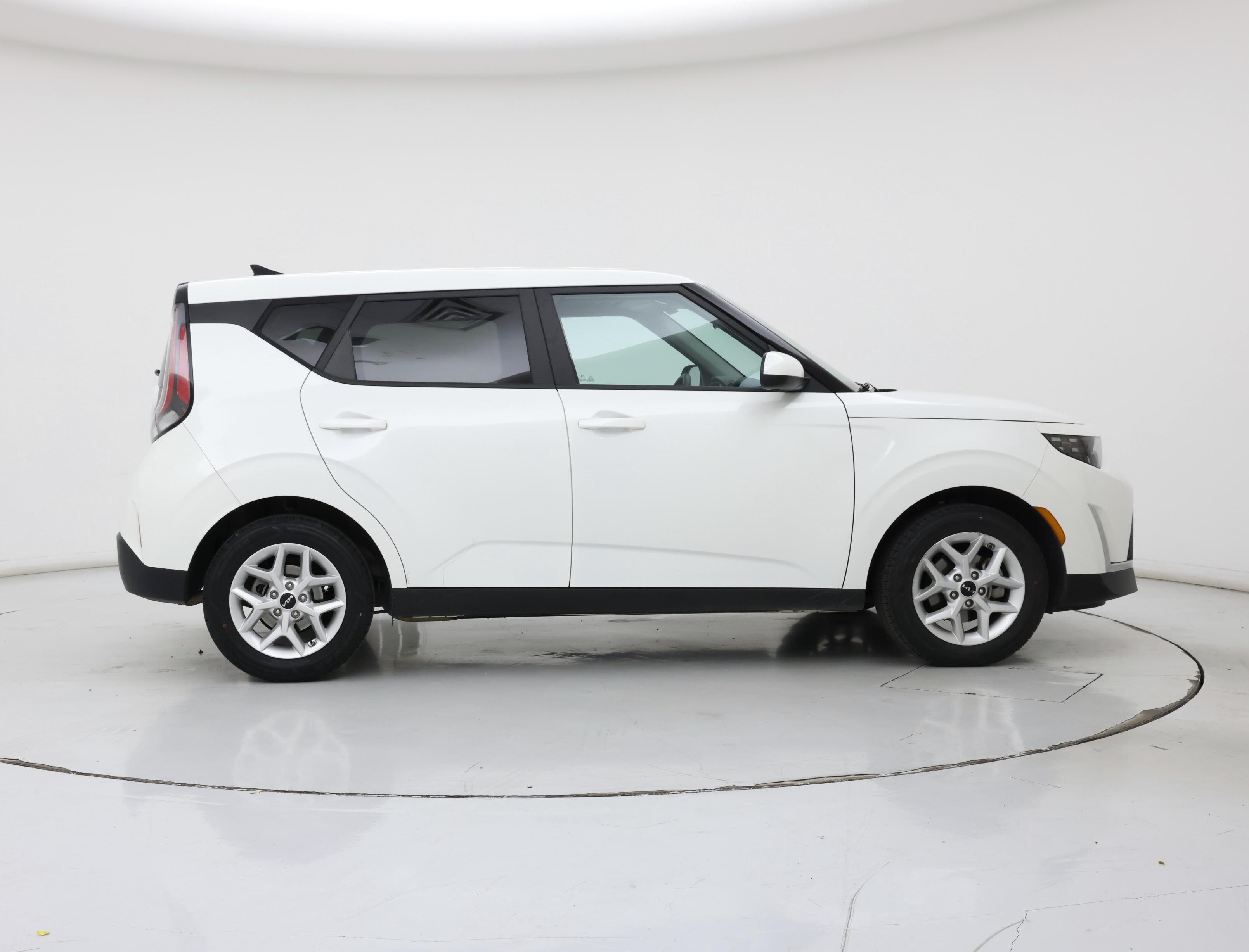 Thumbnail: 2024 Kia Soul - 7