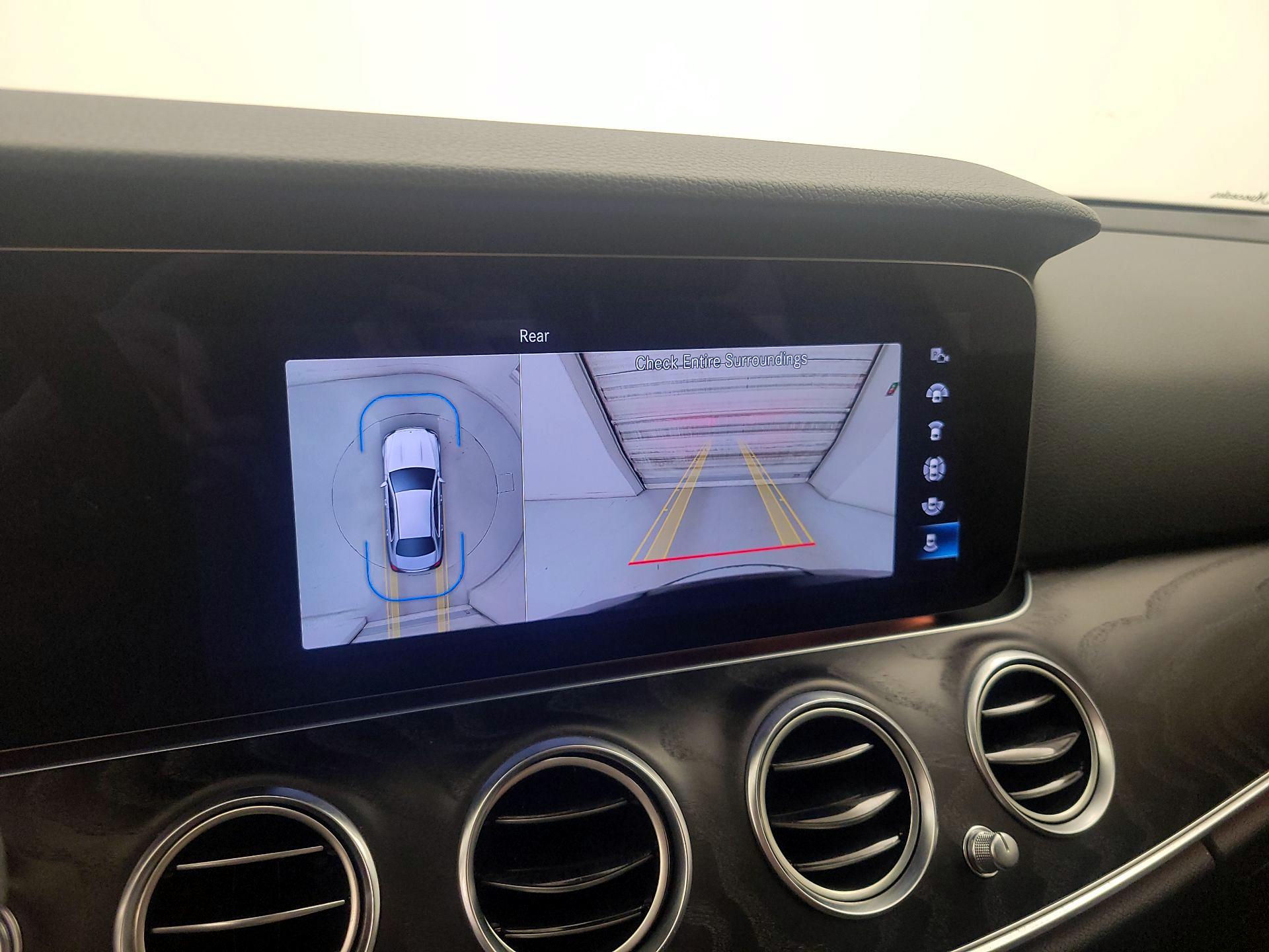 Thumbnail: 2023 Mercedes-Benz E-Class - 15