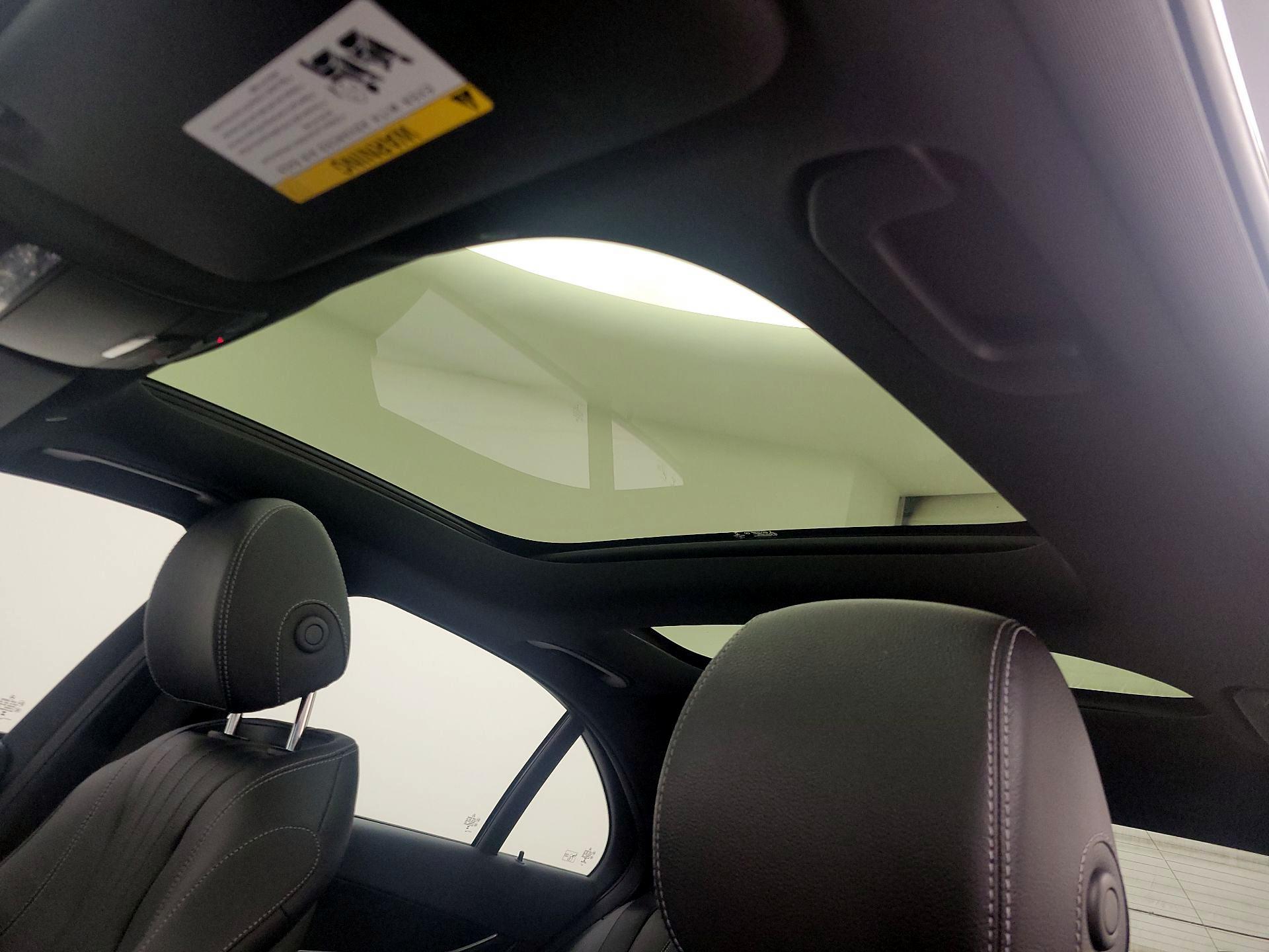 Thumbnail: 2023 Mercedes-Benz E-Class - 20