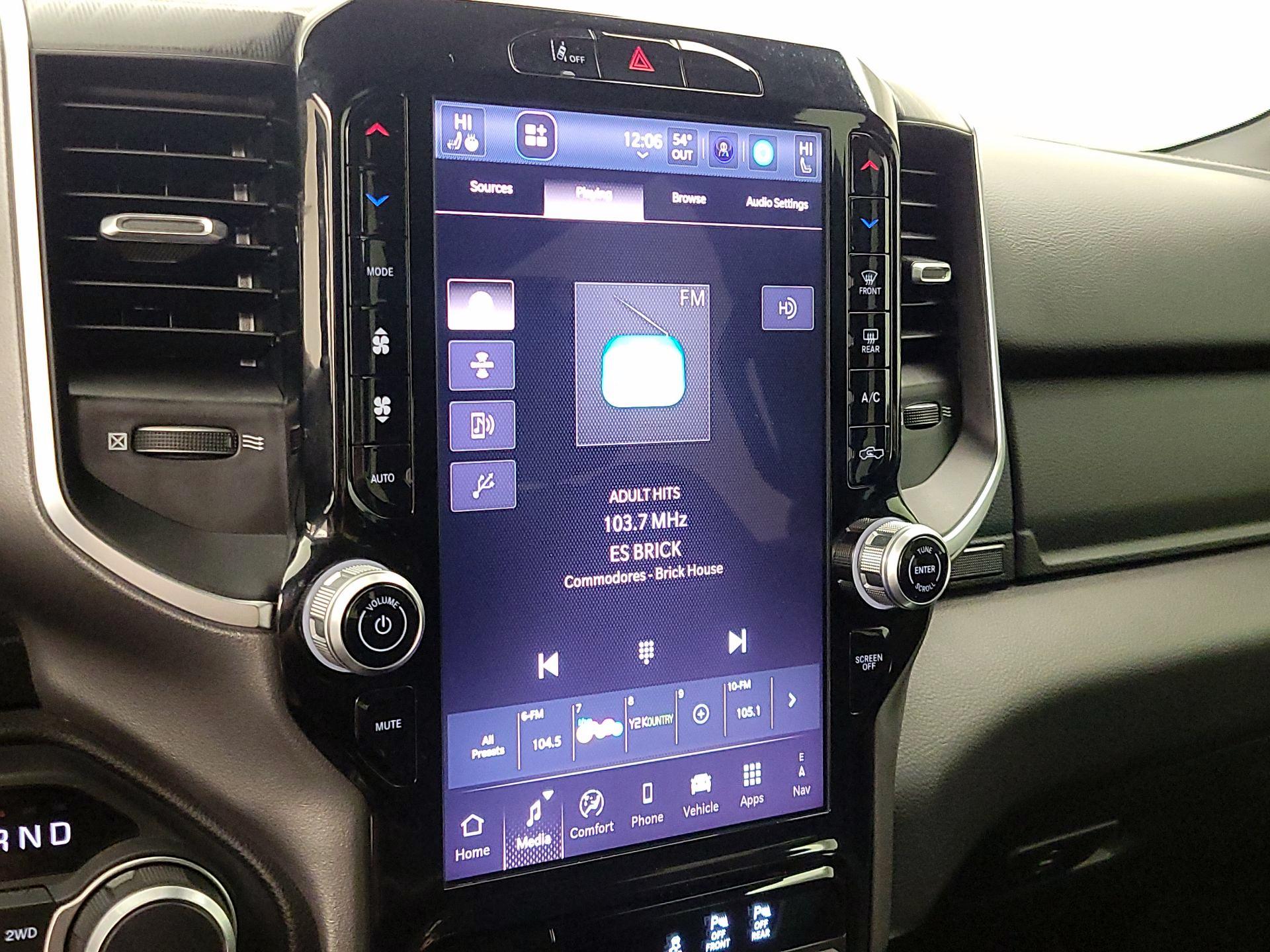 Thumbnail: 2025 RAM 1500 - 16