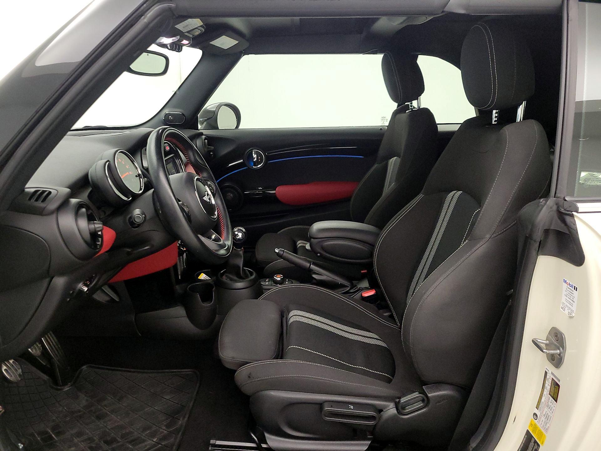 Thumbnail: 2018 MINI Cooper - 11