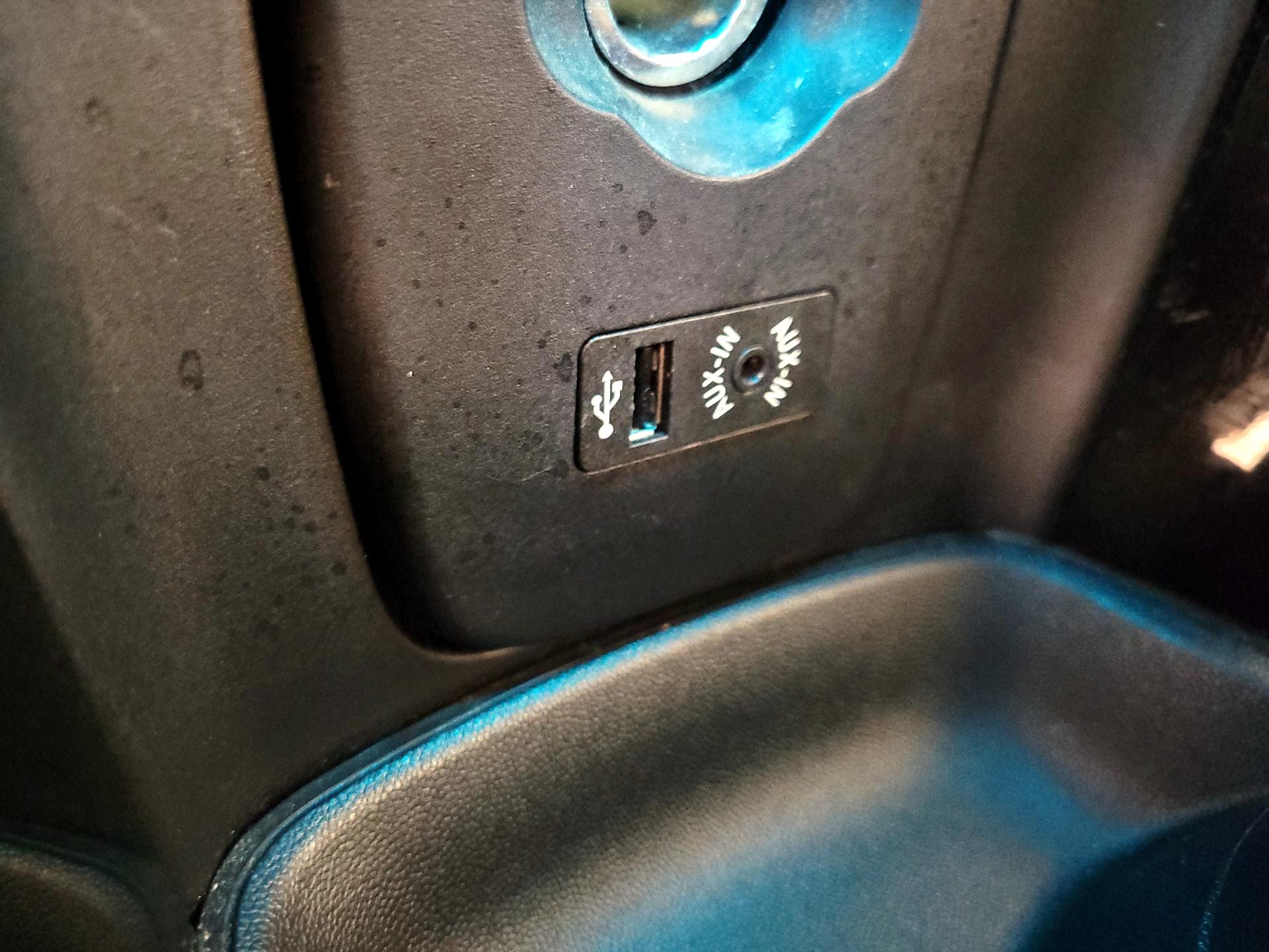 Thumbnail: 2018 MINI Cooper - 18