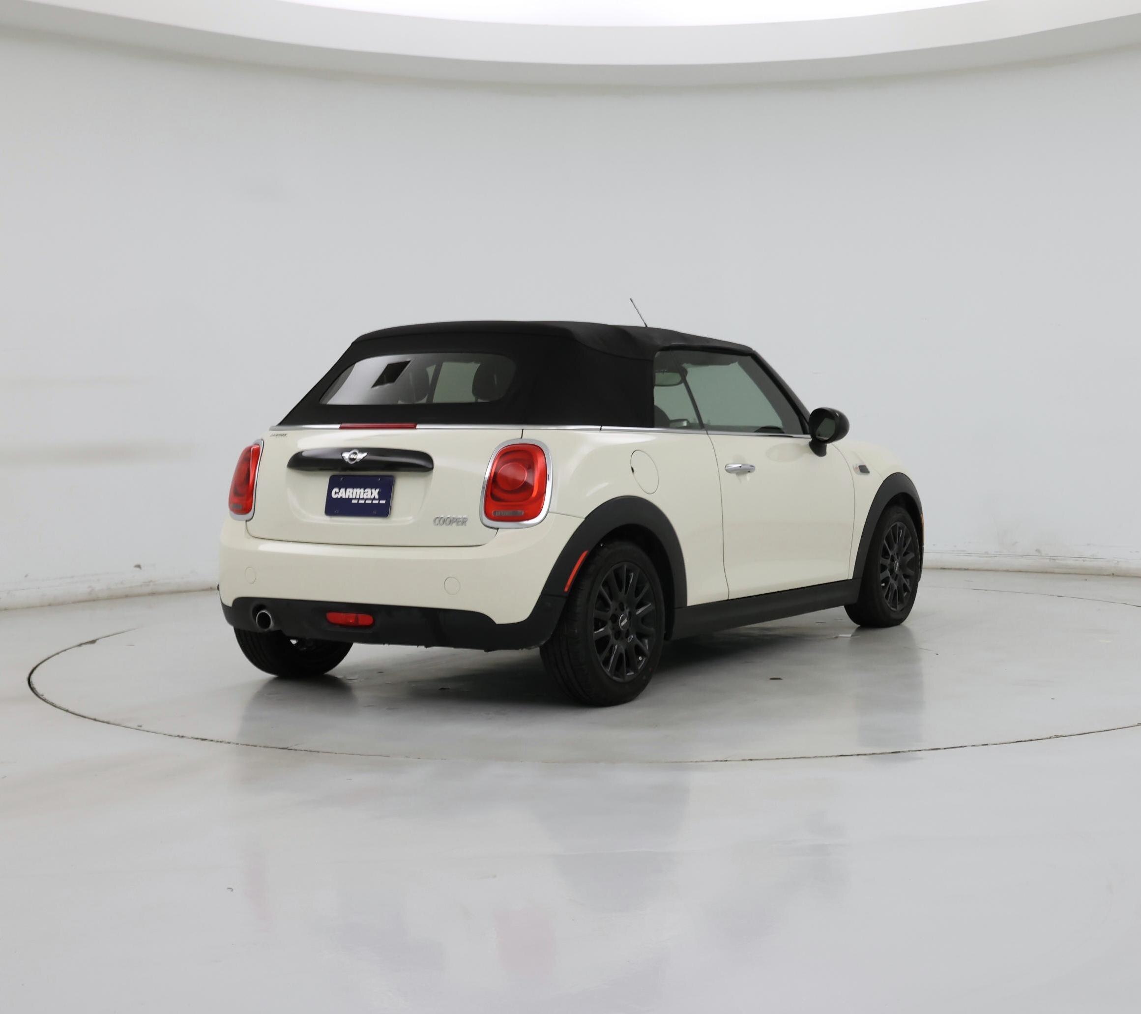 Thumbnail: 2018 MINI Cooper - 8