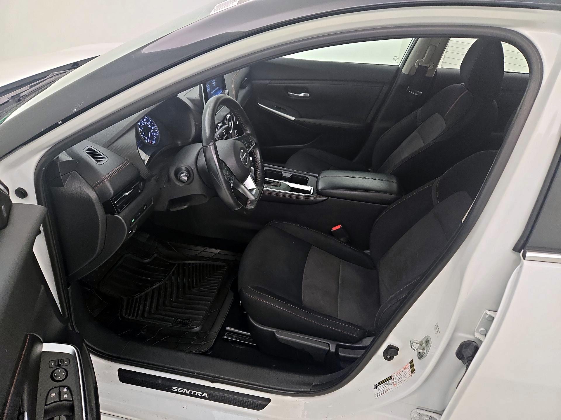 Thumbnail: 2022 Nissan Sentra - 11