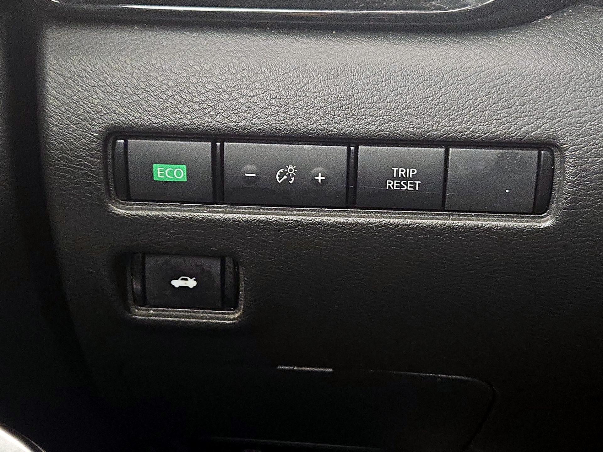 Thumbnail: 2022 Nissan Sentra - 13