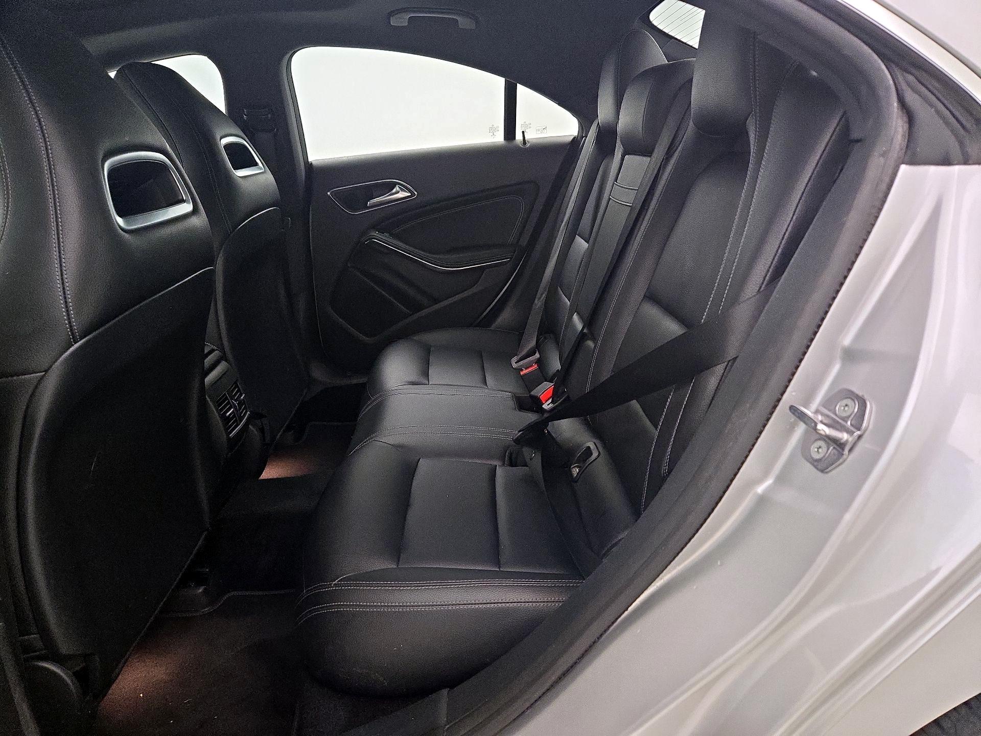 Thumbnail: 2019 Mercedes-Benz CLA - 20