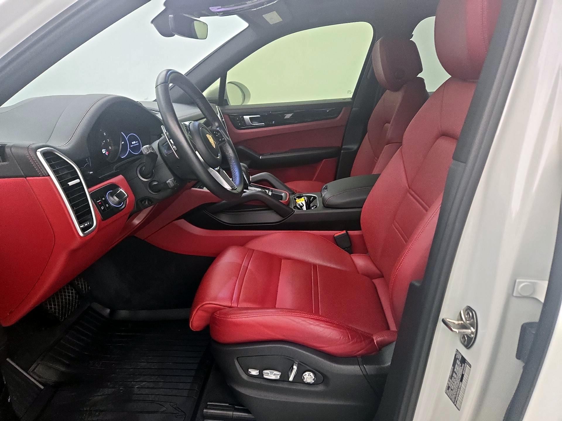 Thumbnail: 2019 Porsche Cayenne - 11