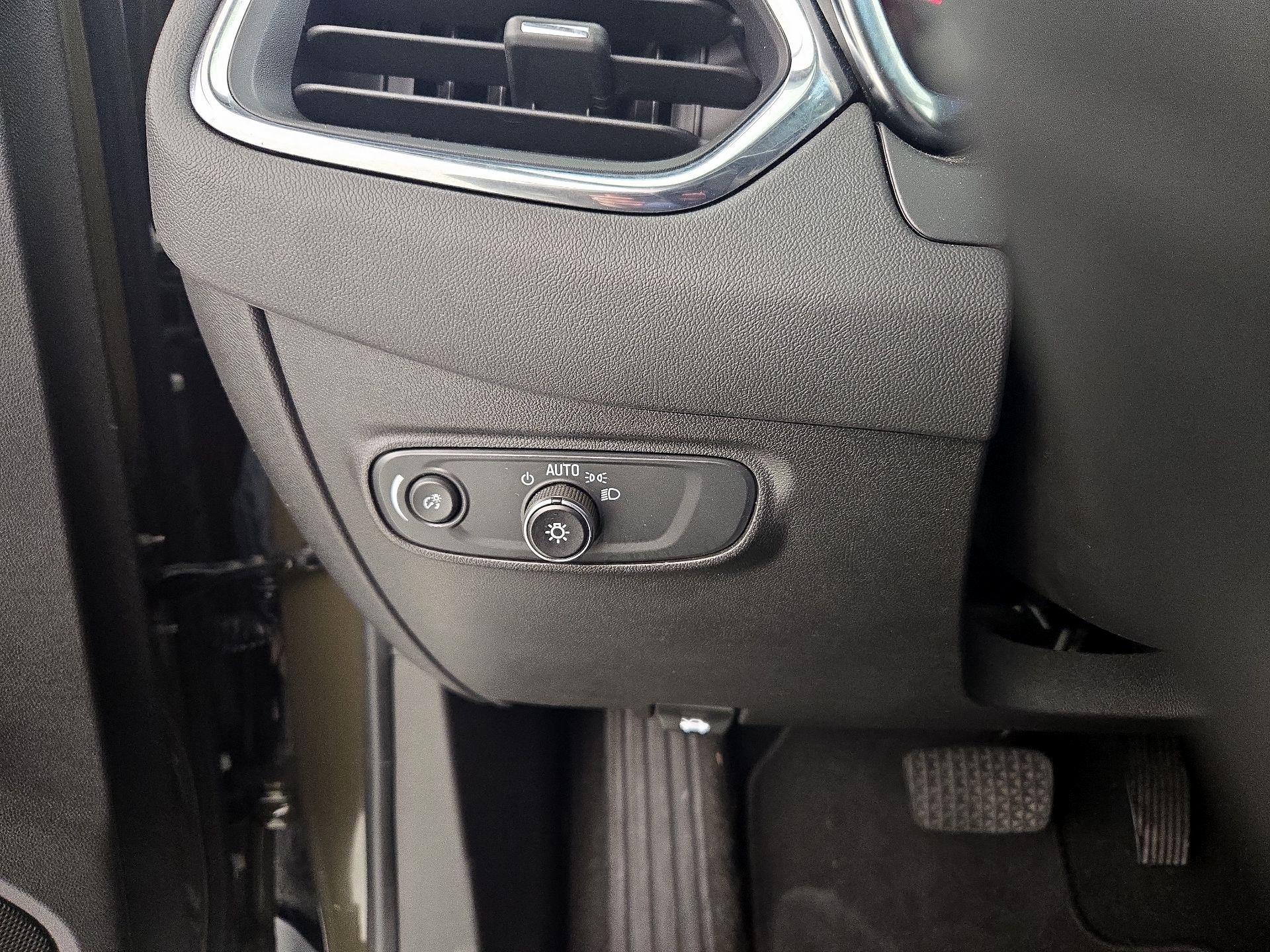 Thumbnail: 2024 Chevrolet Equinox - 13