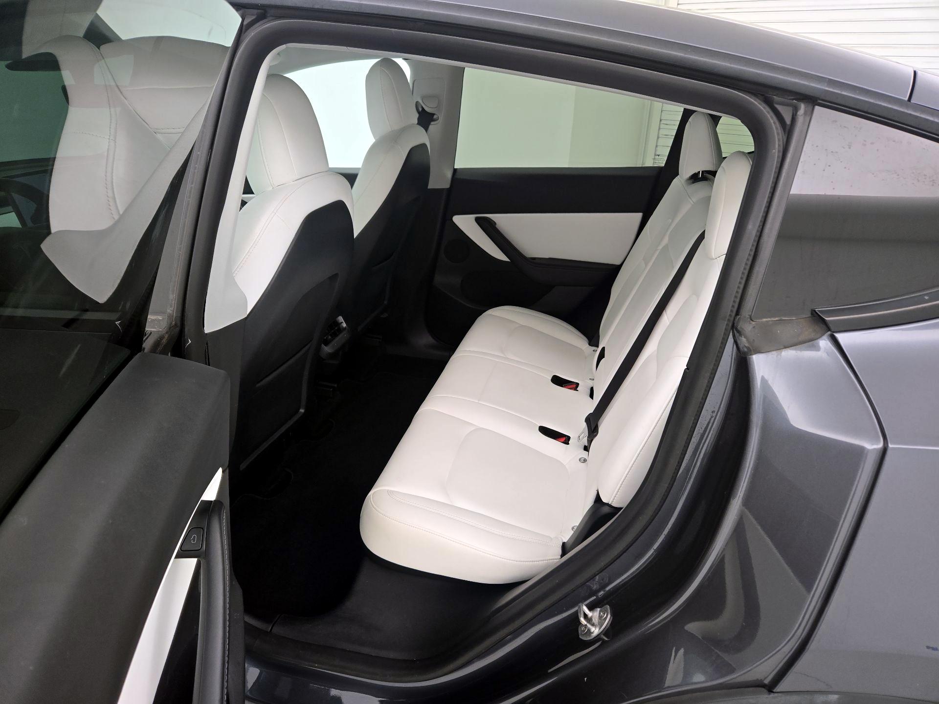 Thumbnail: 2021 Tesla Model Y - 19