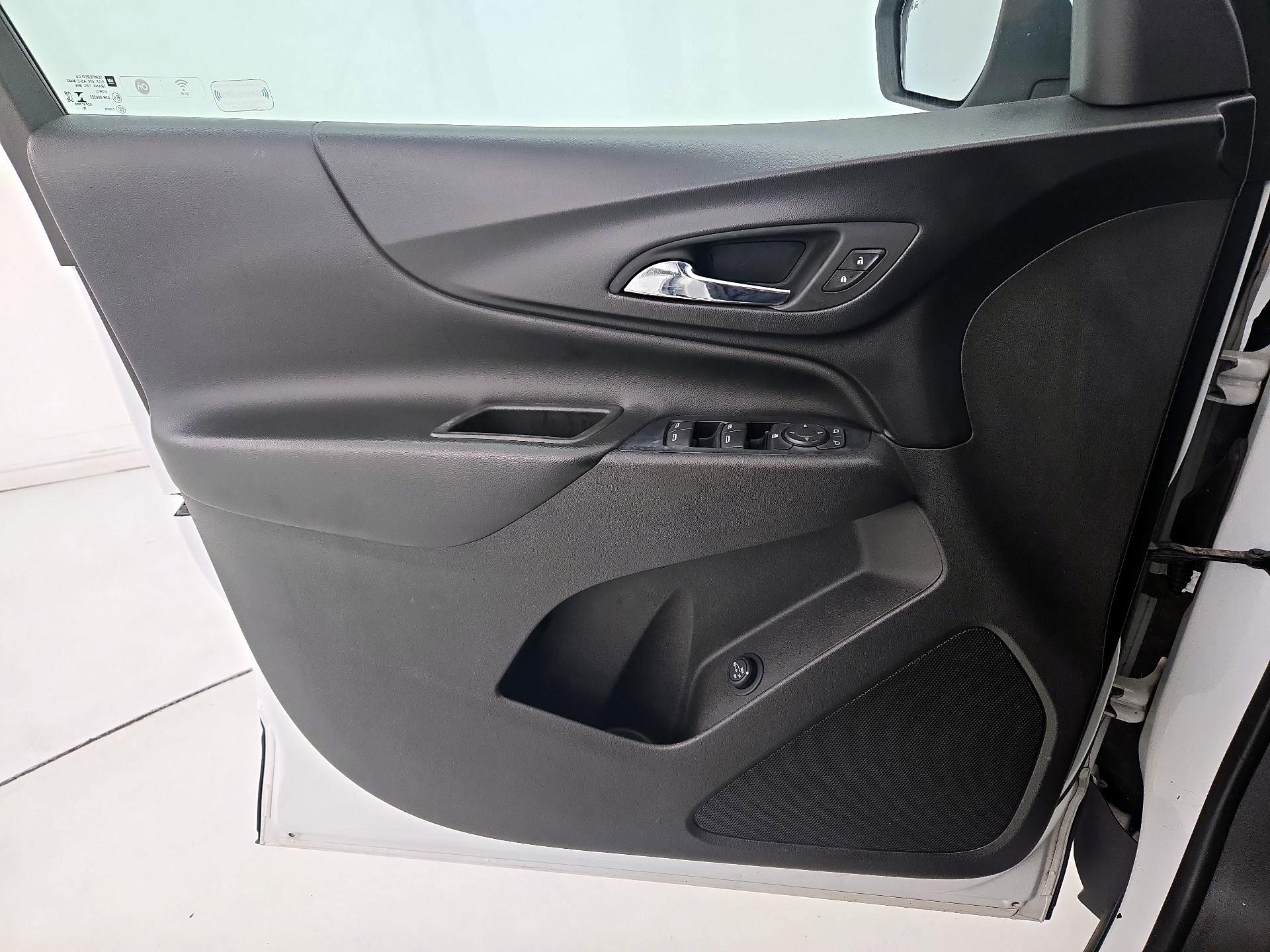 Thumbnail: 2019 Chevrolet Equinox - 12