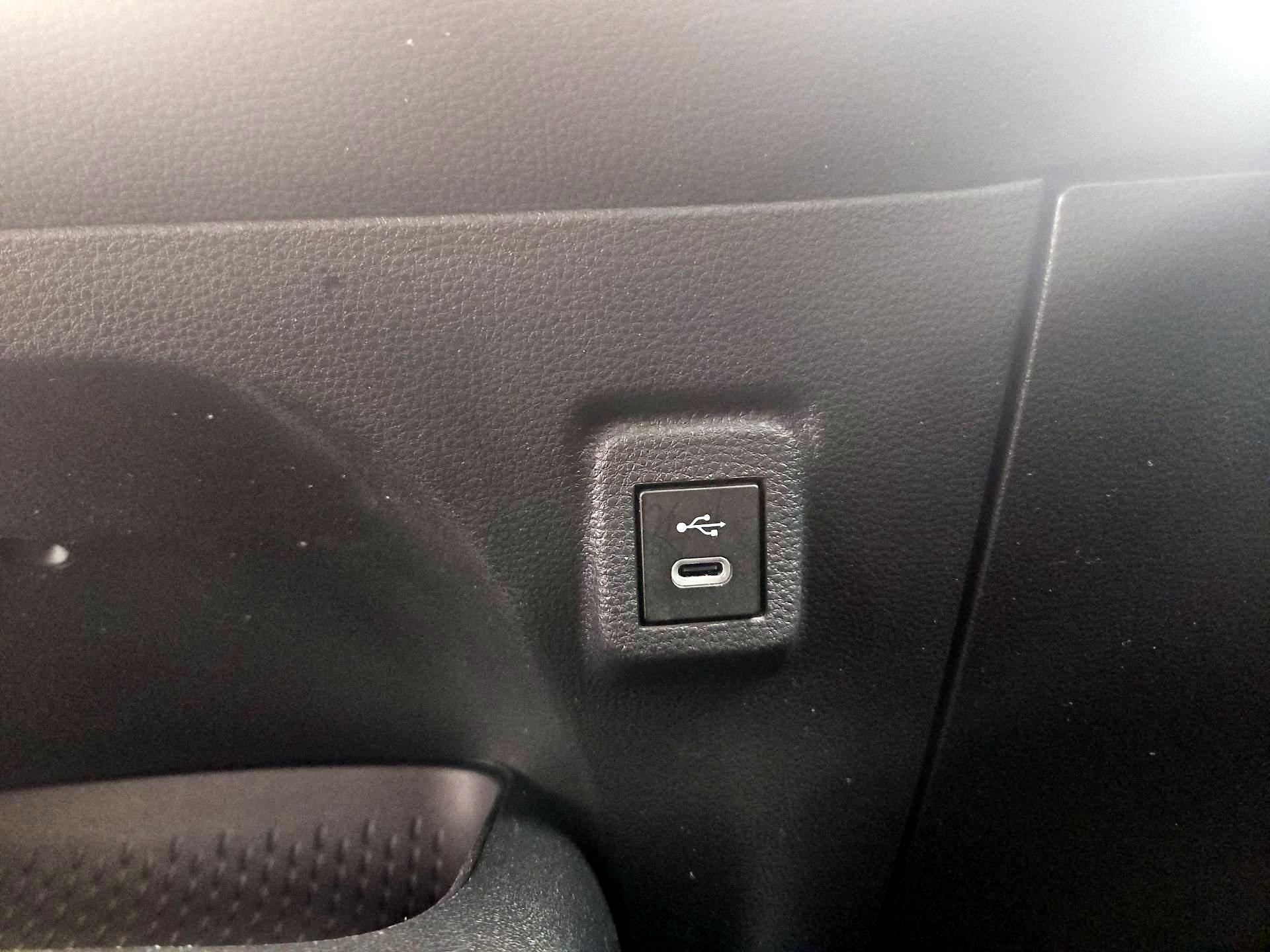 Thumbnail: 2024 Toyota Corolla - 18