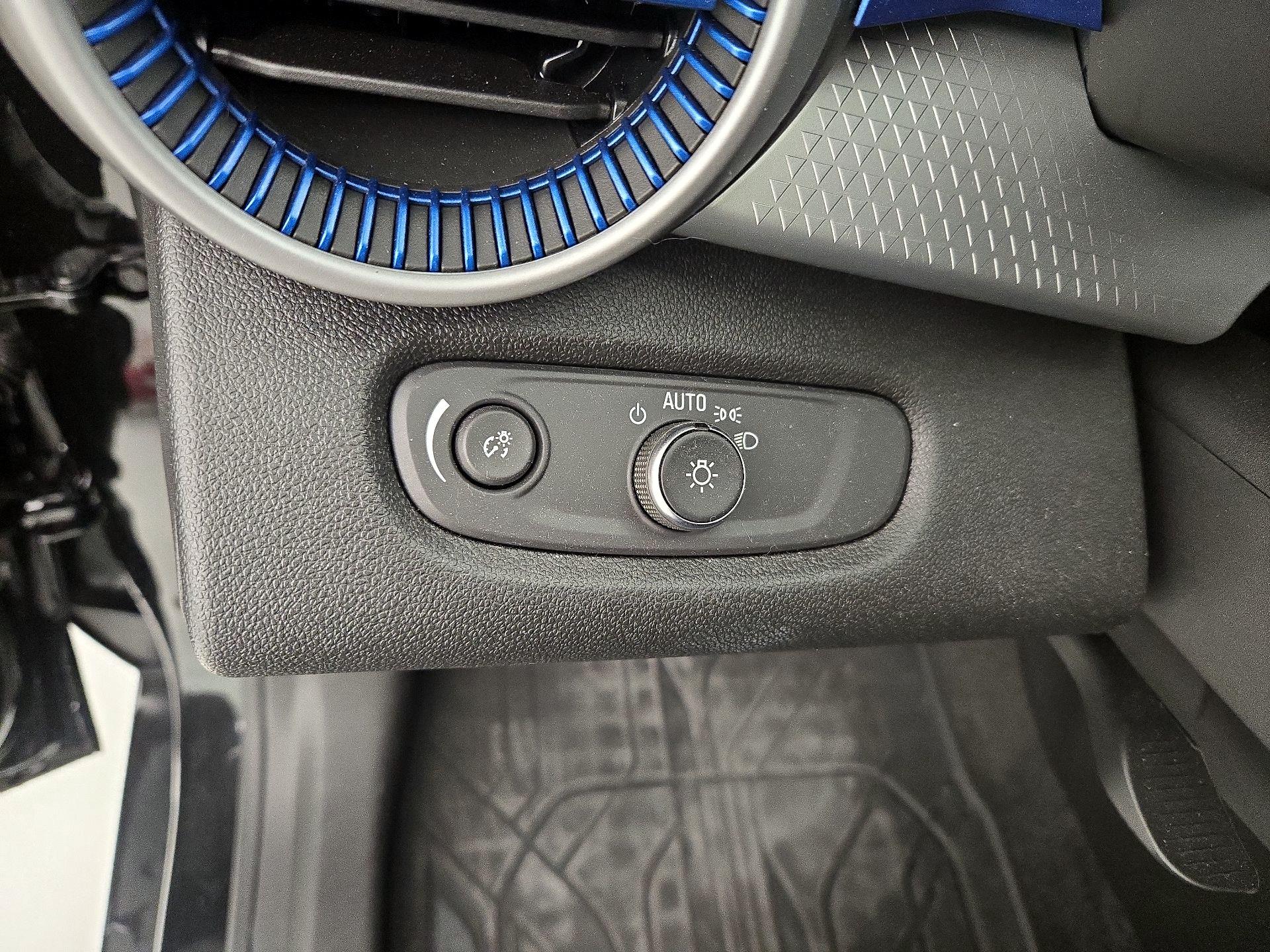 Thumbnail: 2025 Chevrolet Trax - 13