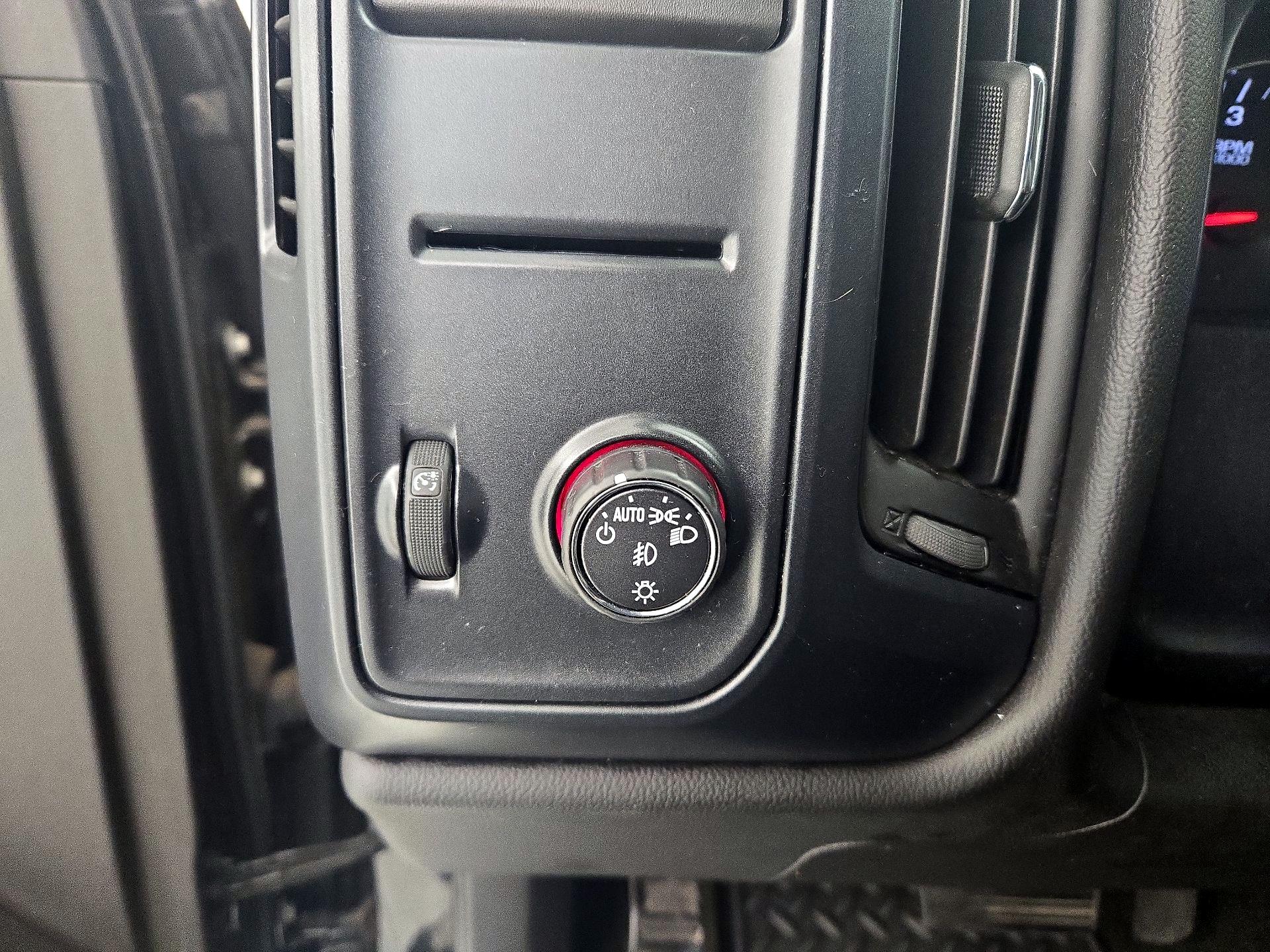 Thumbnail: 2016 GMC Sierra 1500 - 13