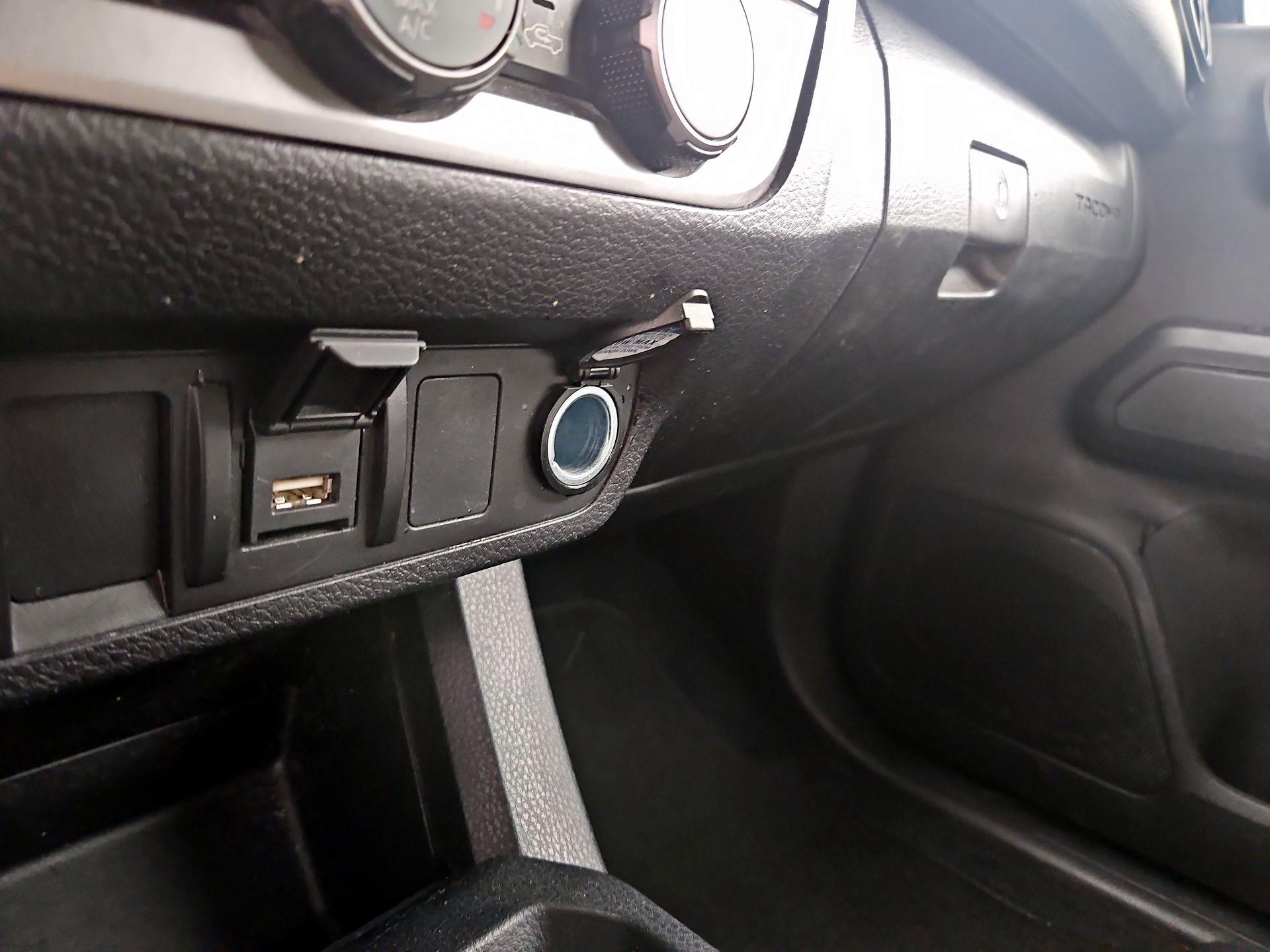 Thumbnail: 2023 Toyota Tacoma - 18