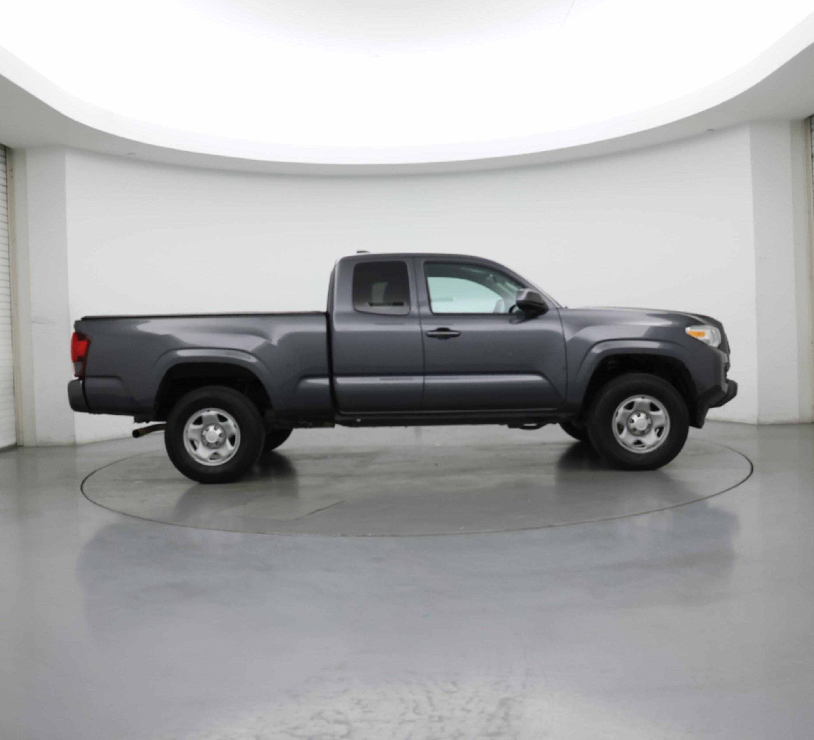 Thumbnail: 2023 Toyota Tacoma - 7