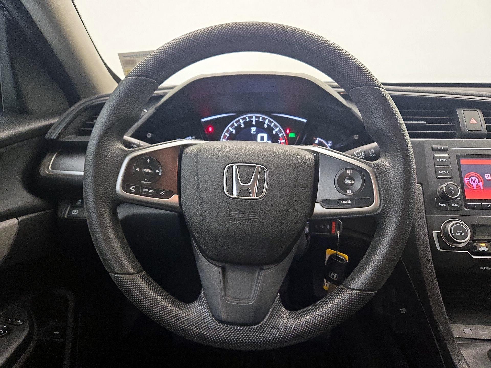 Thumbnail: 2016 Honda Civic - 10