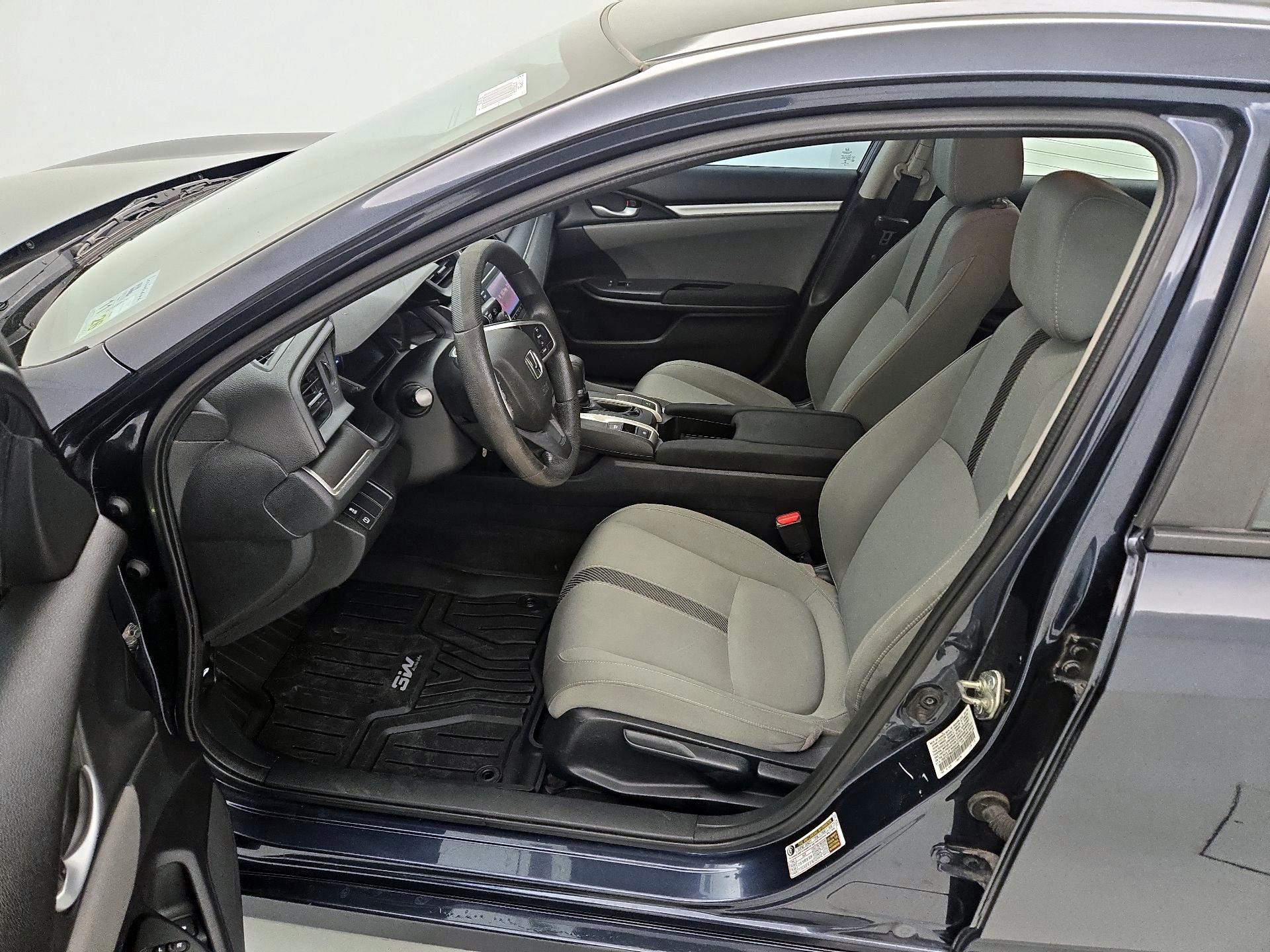 Thumbnail: 2016 Honda Civic - 11