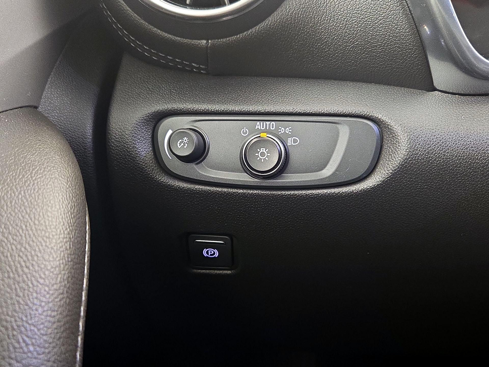 Thumbnail: 2021 Chevrolet Blazer - 13